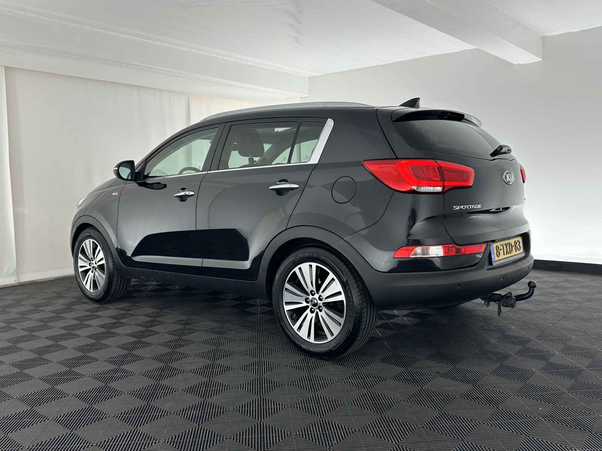 Kia Sportage 2.0 CRDi ExecutiveLine 4WD HP Aut. *PANO | XENON | VOLLEDER | NAVI-FULLMAP | KEYLESS | CAMERA | CRUISE | COMFORT-SEATS | 18''ALU* - 4/31