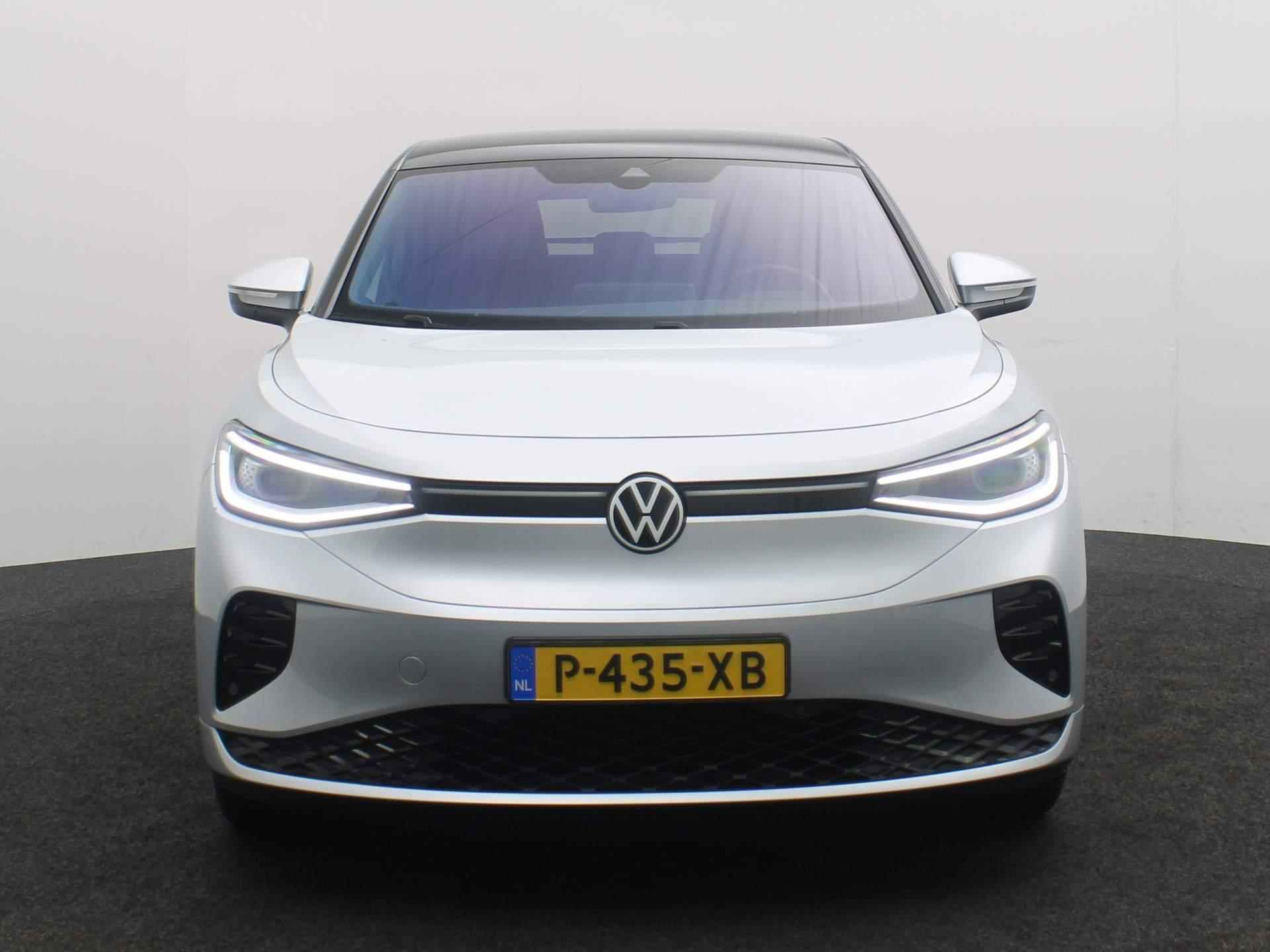 Volkswagen ID.5 GTX 300pk Automaat Trekhaak, Warmtepomp, Panoramadak, Achteruitrijcamera, Adaptive cruise control, Navigatie, LED matrix koplampen, Stuurwiel verwarmd - 9/43