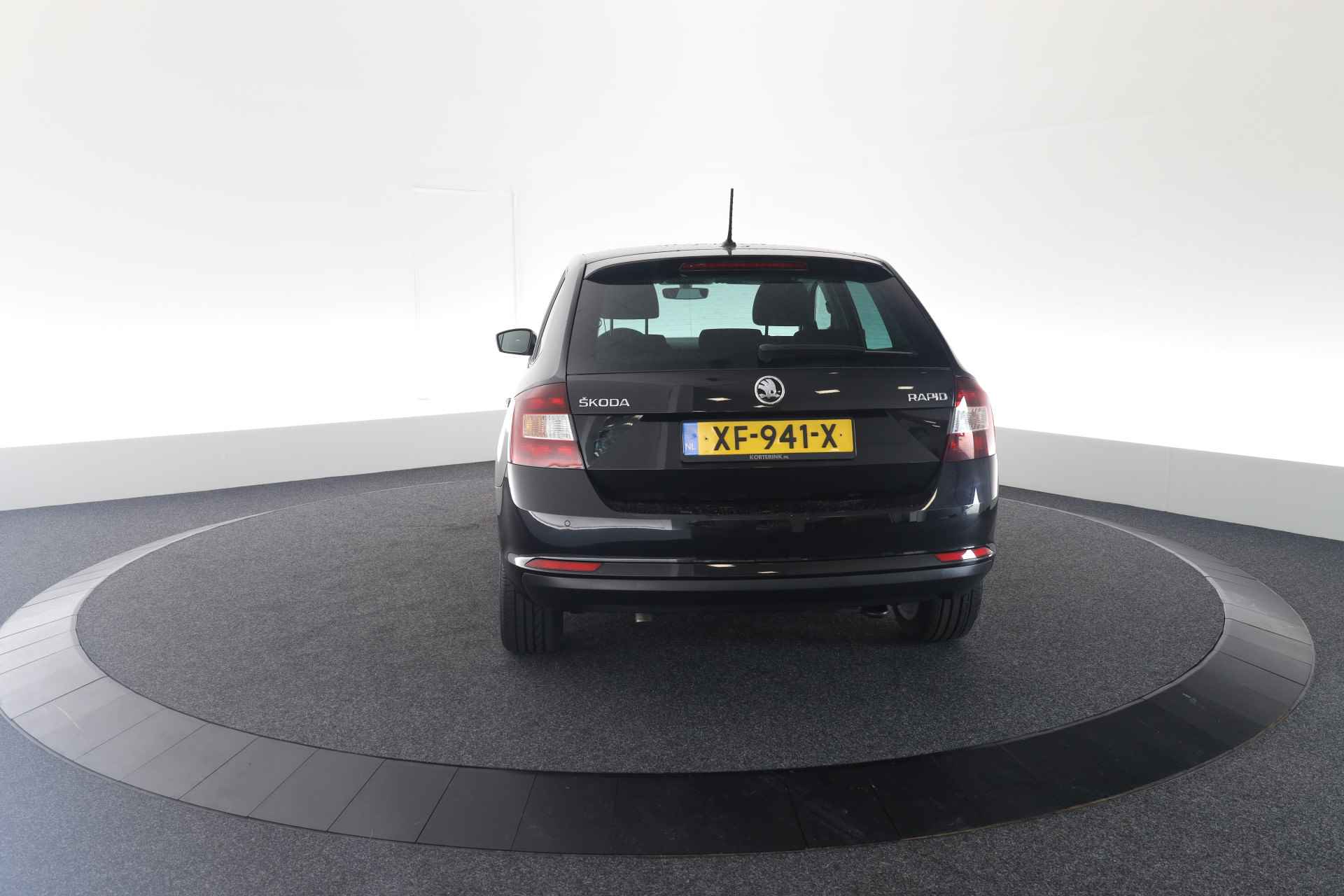 Škoda Rapid Spaceback 1.0 TSI Greentech Clever - 12/37