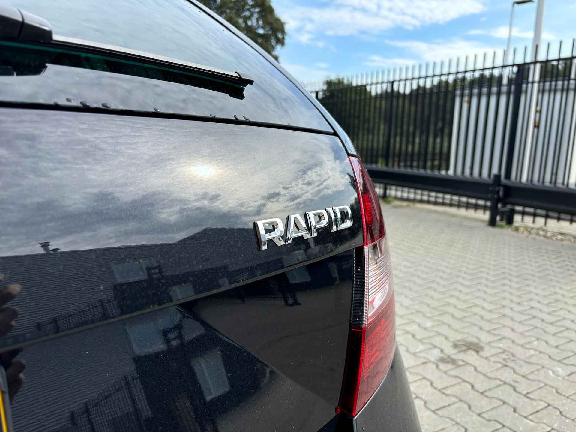 Škoda Rapid Spaceback 1.0 TSI Greentech Clever - 14/37