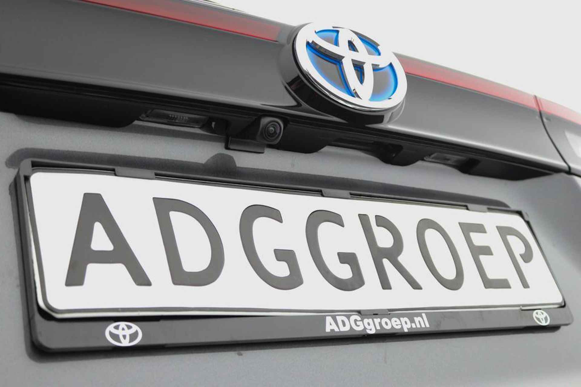 Toyota Yaris Cross 1.5 Hybrid Executive | AWD |  Stuur en stoel verwarming | Navigatie | Electrische achterklep | - 37/43