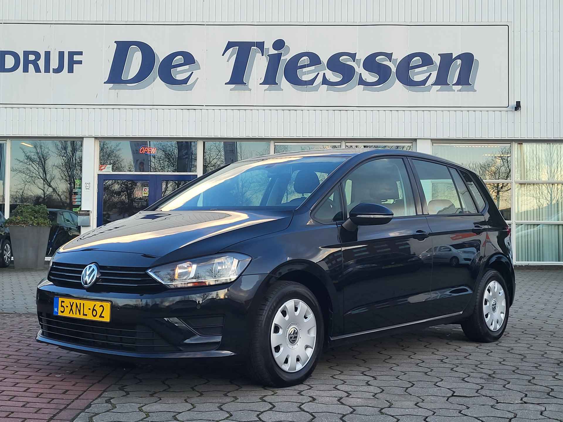 Volkswagen Golf Sportsvan 1.2 TSI Easyline, Clima, Navi, Cruise, Trekhaak, Rijklaar met beurt & garantie! - 2/27