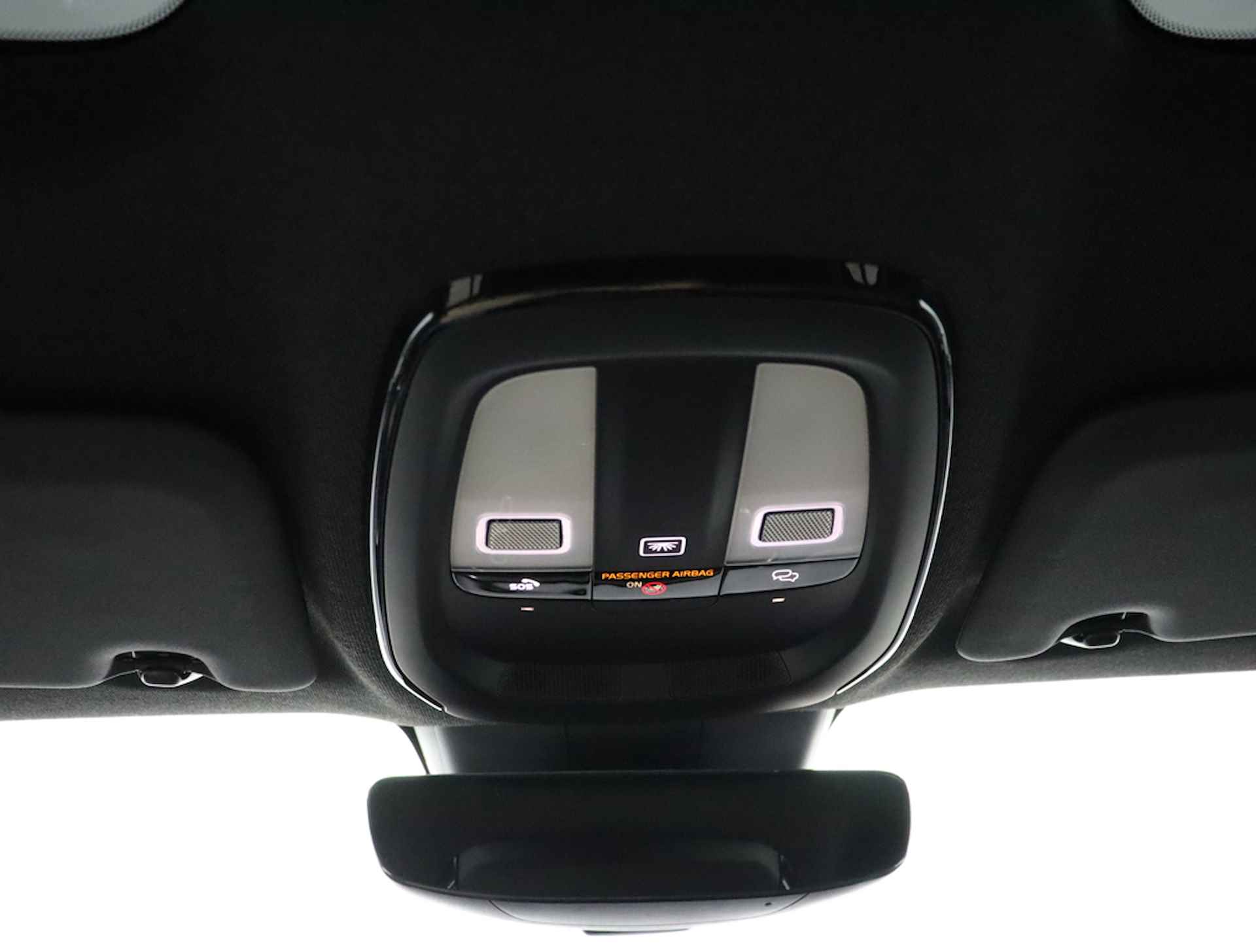 Volvo C40 Twin Motor Ultimate| Stoel & stuurwielverwarming | Adaptieve cruise control incl. BLIS | 360˚ view | Digitale binnenspiegel | Stoel & stuurwielverwarming | Adaptieve cruise control incl. BLIS | Semi Visual Park Assist (incl. 360˚ view) | Digitale binnenspiegel | 20'' lm velgen | Keyless Entry | Warmtepomp | Standverwarming met timer - 29/70