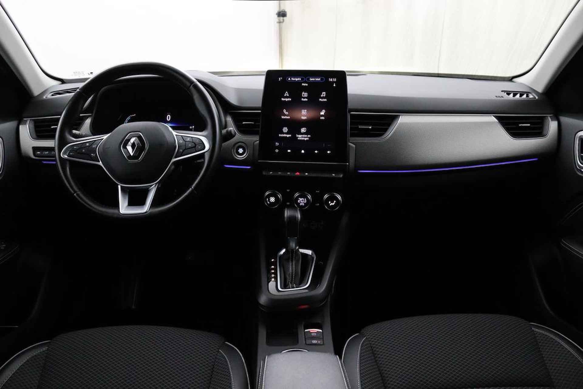 Renault Arkana 1.6 E-Tech hybrid 145 Intens | Trekhaak Afneembaar | Stoelverwarming | Stuurwiel Verwarmd | Parelmoer Lak | Adaptieve Cruise Control | Camera | Navigatie | LED Koplampen | - 16/45