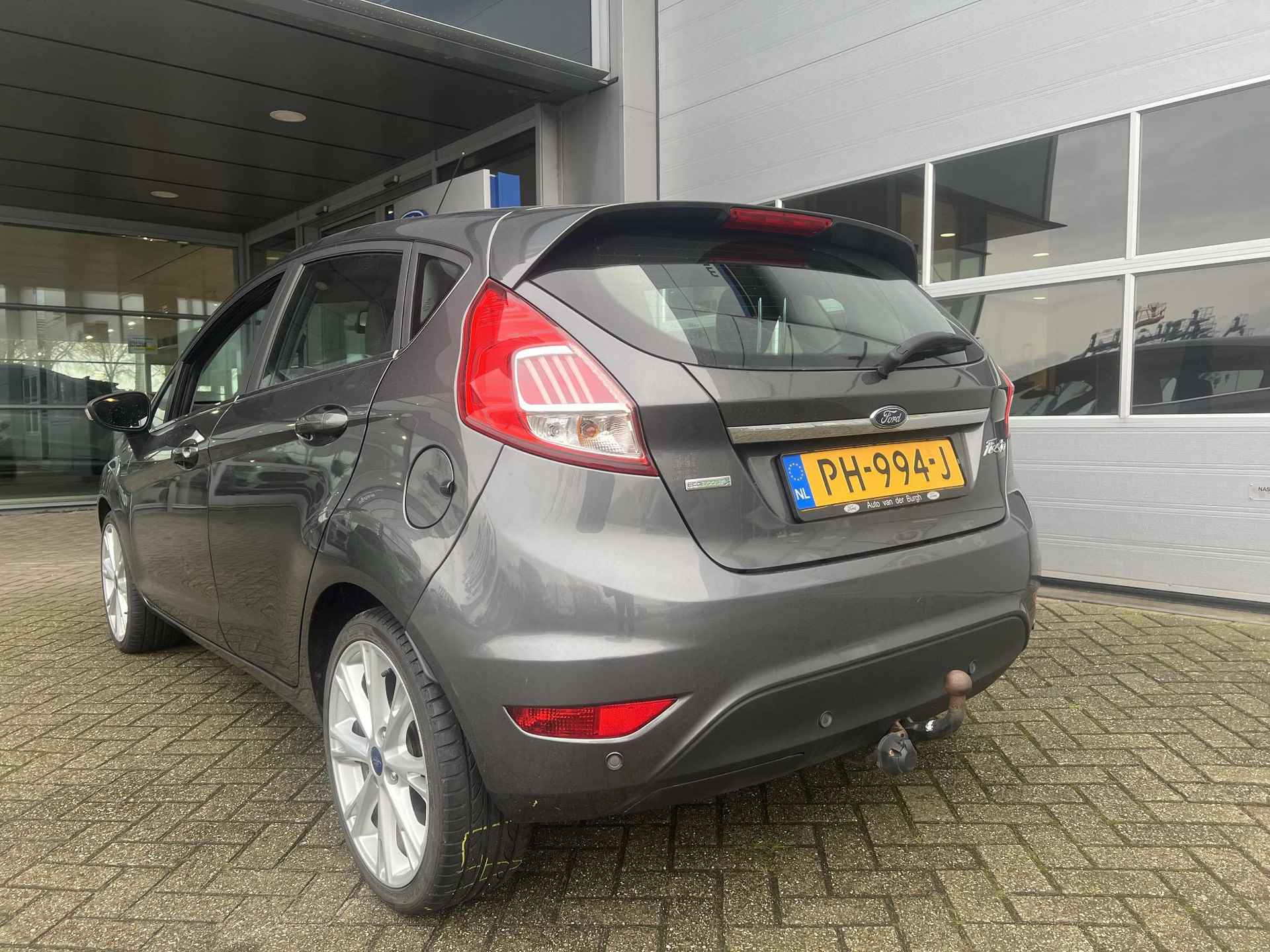 Ford Fiesta 1.0 EcoBoost 100pk 5dr Titanium - 2/14