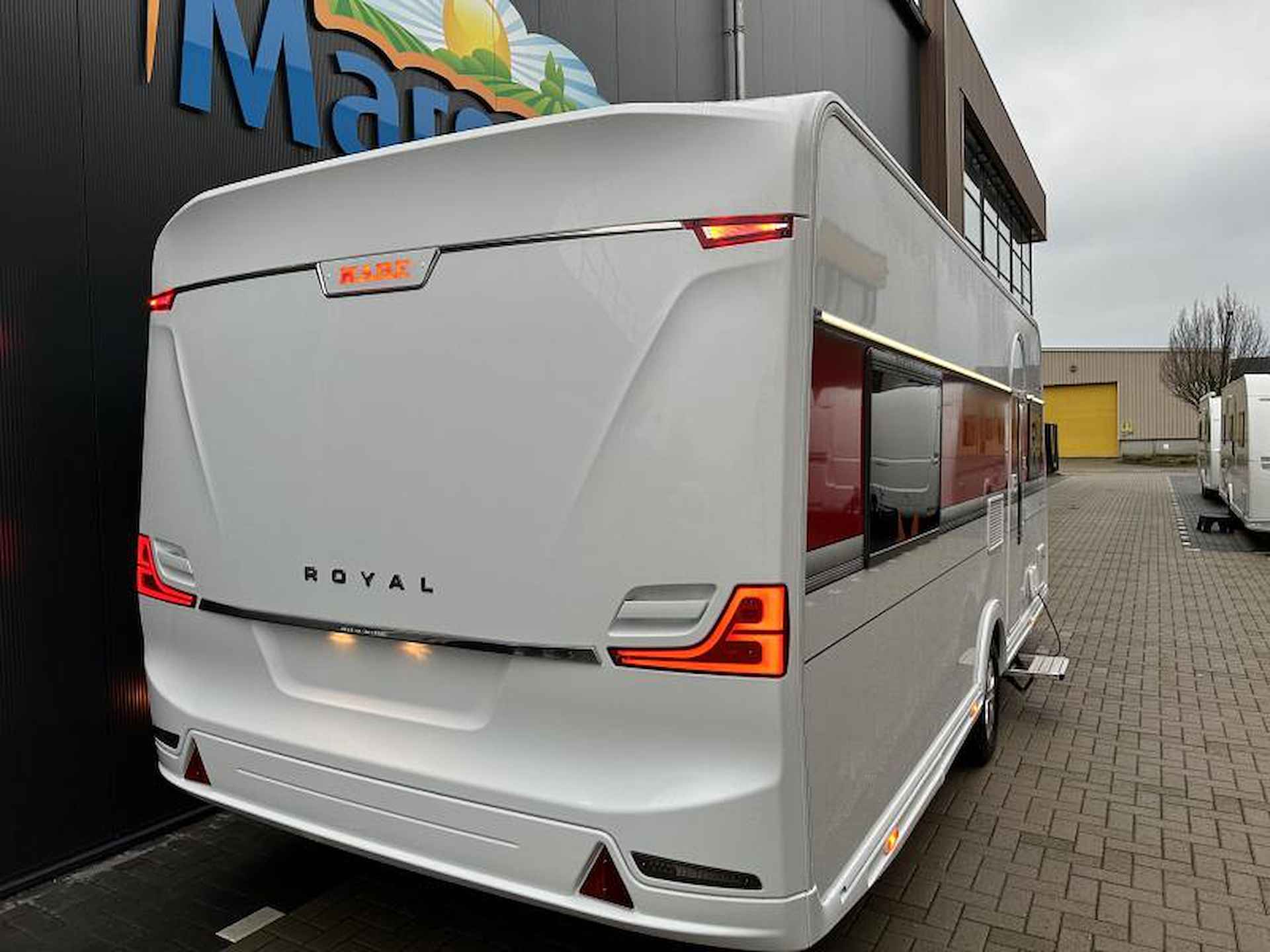 Kabe Royal 560 GLE Enkele bedden: KS - 4/17