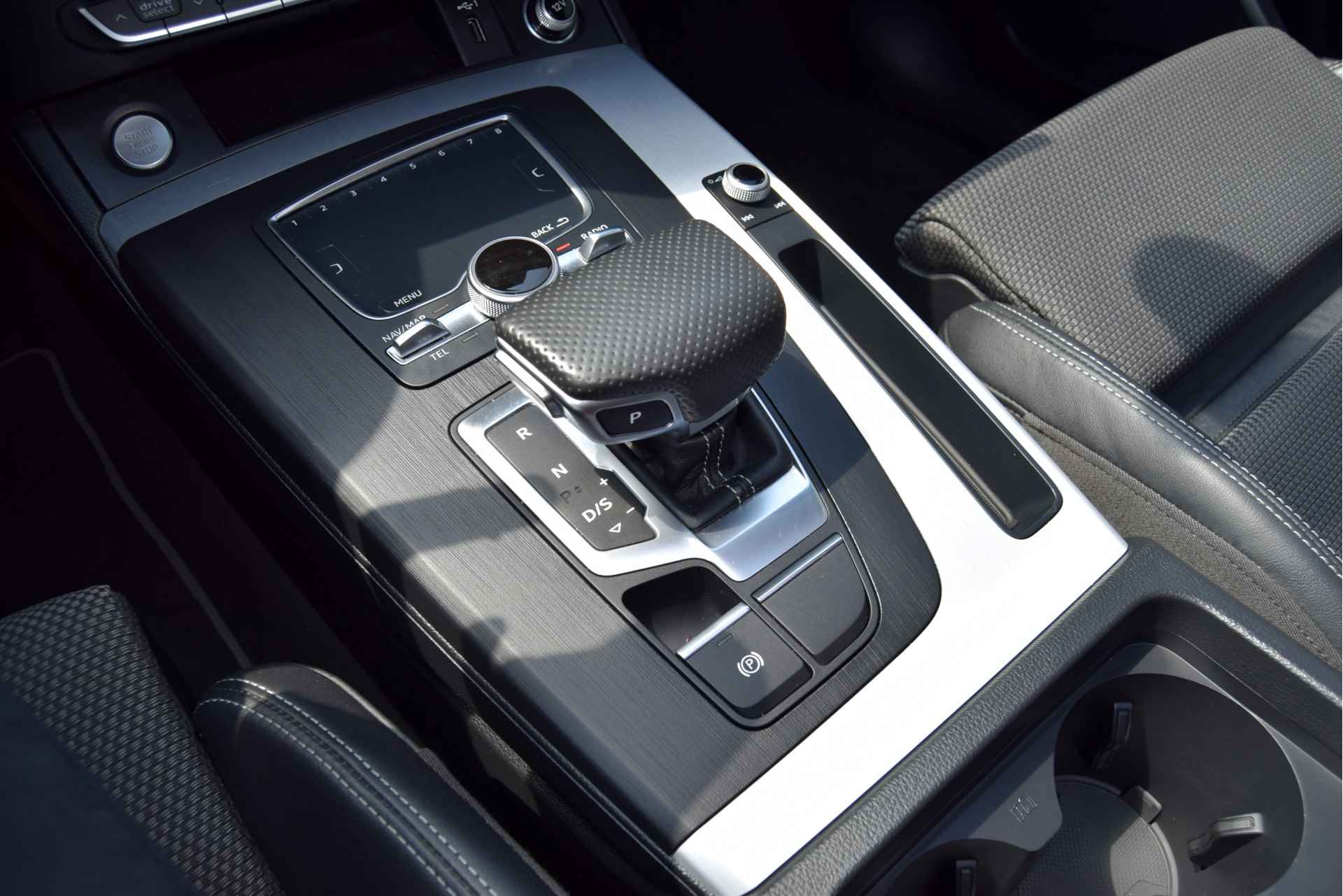 Audi Q5 45 TFSI quattro S edition Panoramadak Virtual cockpit Drive select - 34/60