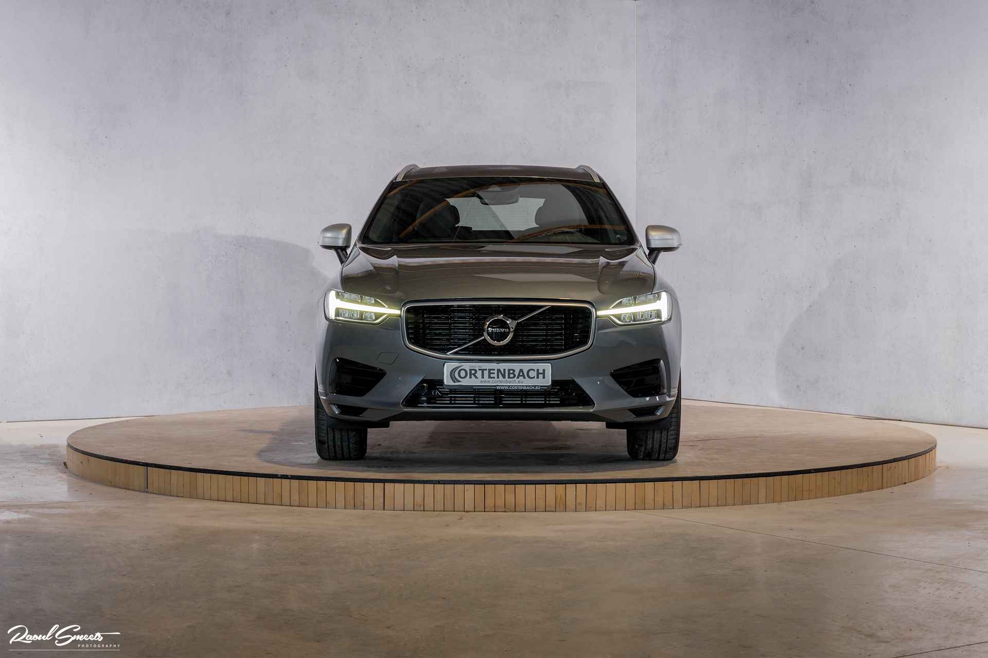 Volvo XC60 2.0 T5 AWD R-Design | Zwenkbare trekhaak | Apple Carplay | - 6/54