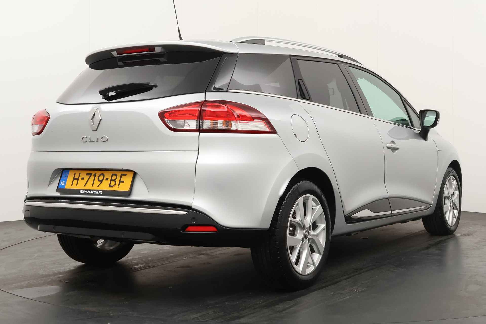 Renault Clio Estate BWJ 2020 | 0.9 TCe 90PK Limited | AIRCO | NAVI | CARPLAY | PDC | LICHTMETAAL | CRUISE | - 3/31