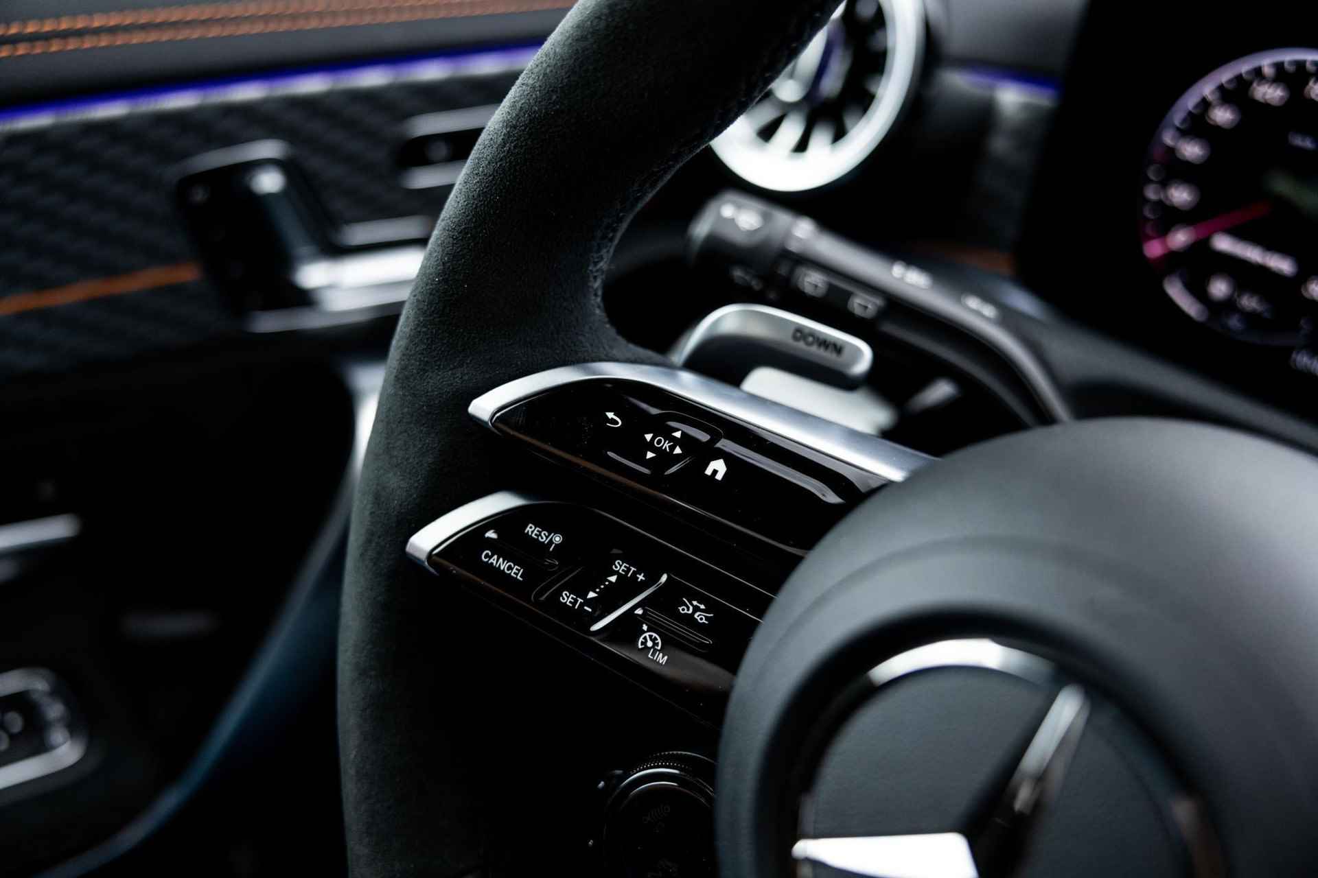 Mercedes-Benz A-Klasse 45 S AMG 4MATIC+ Street Style Edition | Rijassistentiepakket Plus | Head-up display | Panoramaschuifdak | Burmester  | AMG Performance sportstoelen | AMG TRACK PACE | - 38/64