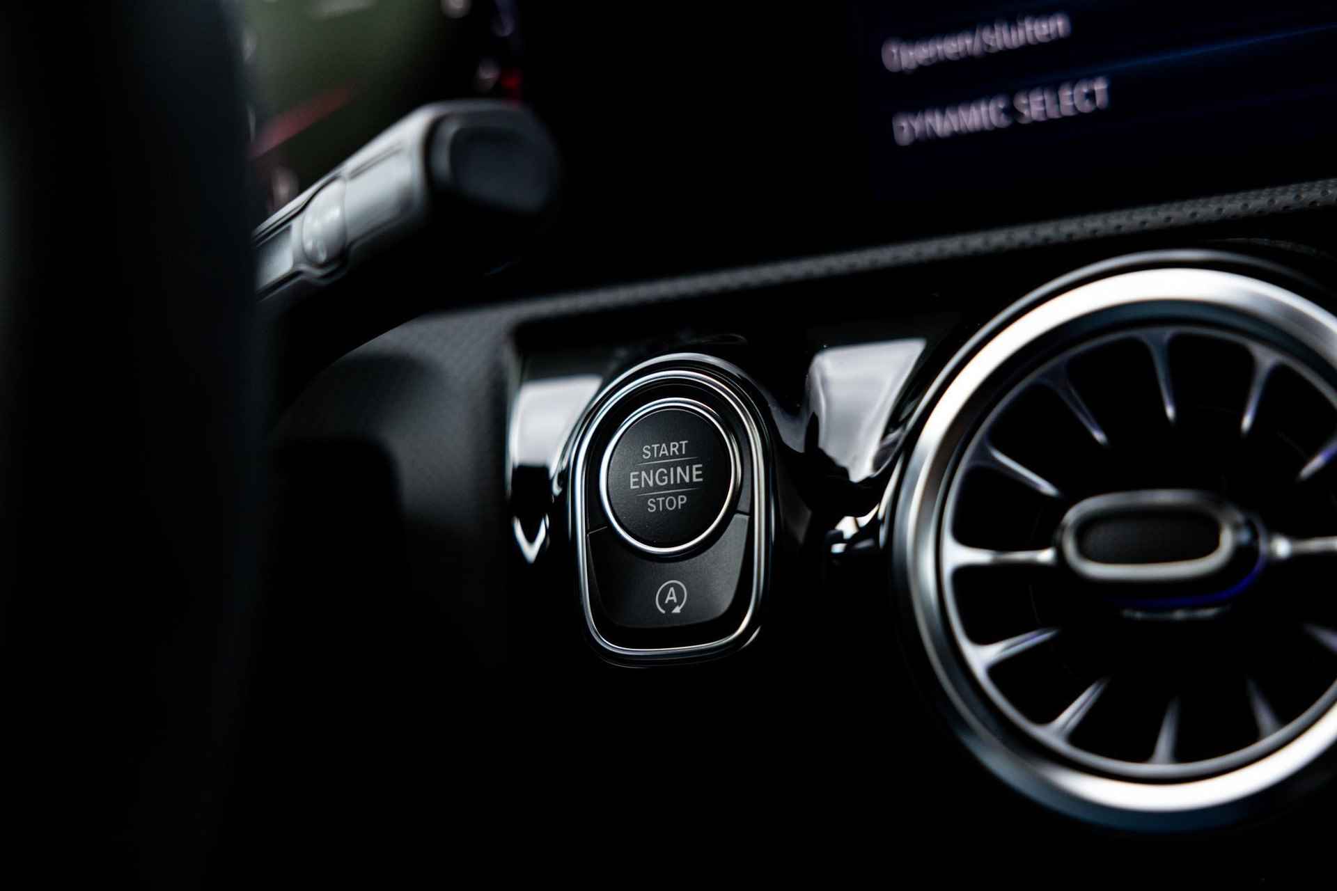 Mercedes-Benz A-Klasse 45 S AMG 4MATIC+ Street Style Edition | Rijassistentiepakket Plus | Head-up display | Panoramaschuifdak | Burmester  | AMG Performance sportstoelen | AMG TRACK PACE | - 44/64