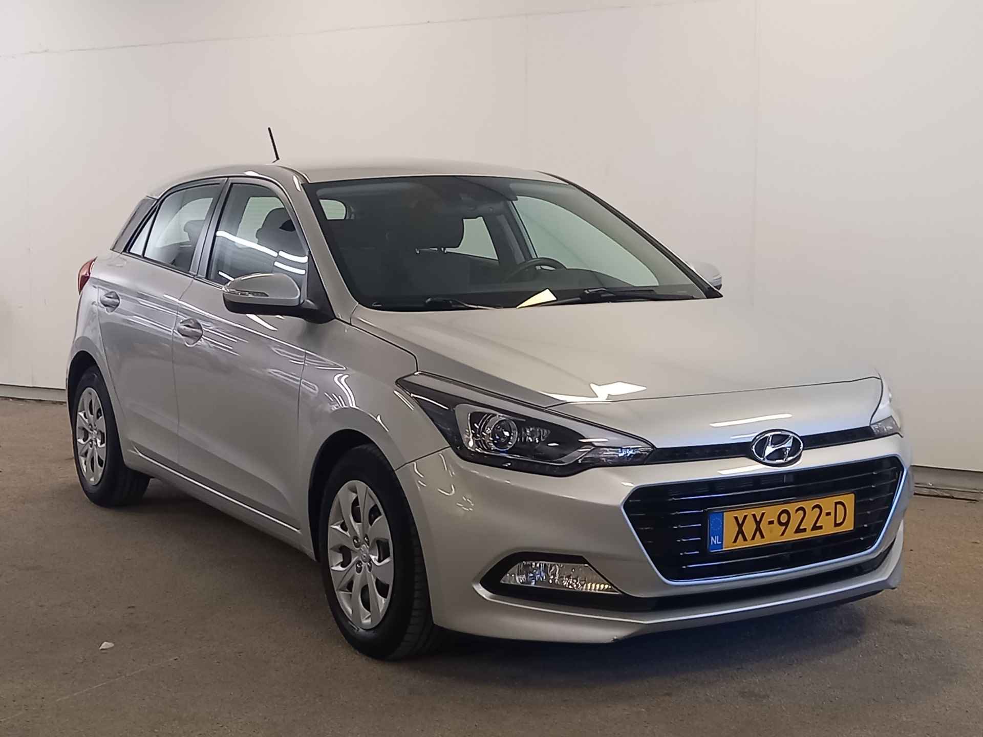 Hyundai i20 1.0 T-GDI Comfort Nette auto met lage km stand - 25/36