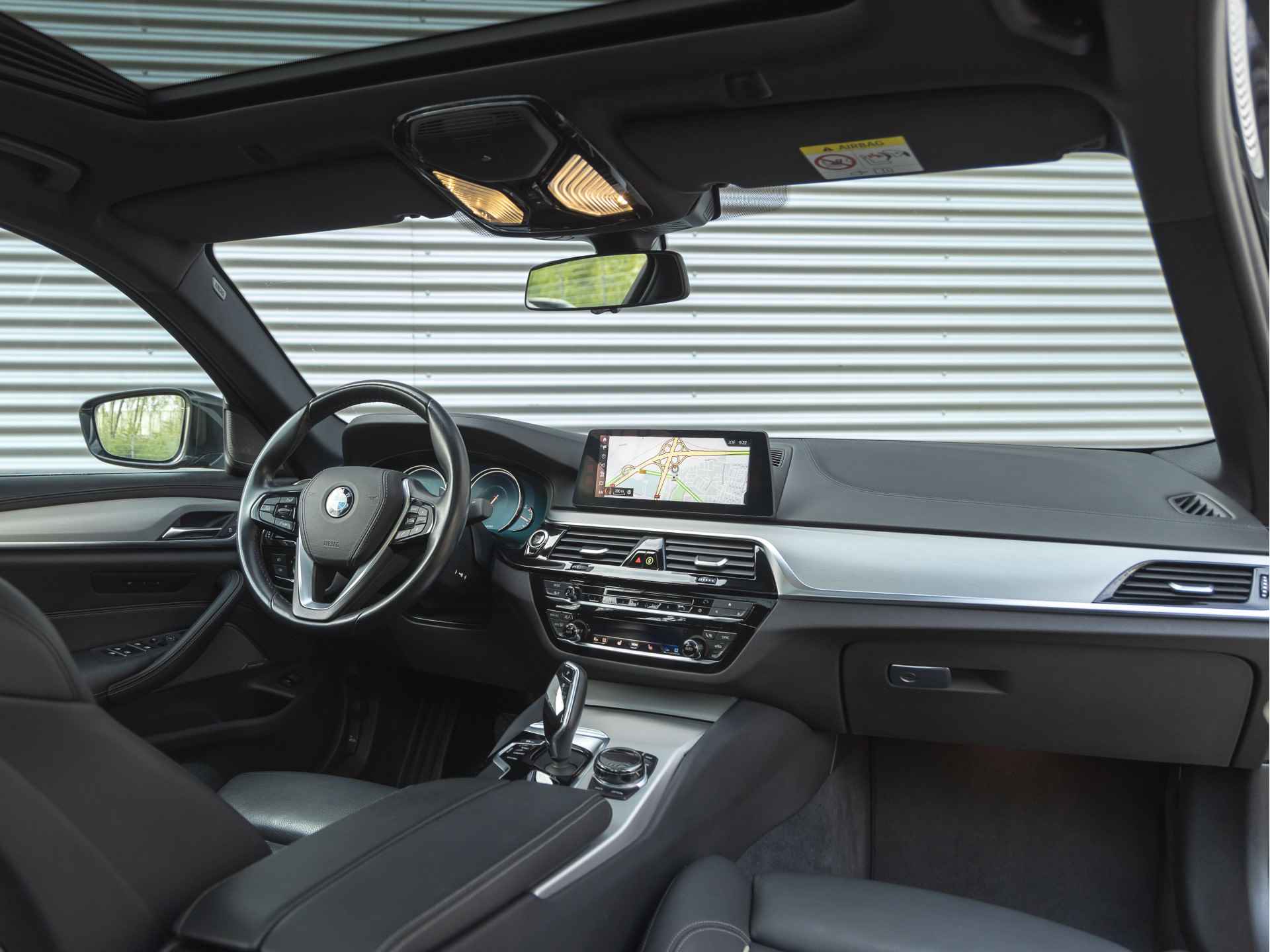 BMW 5 Serie 540i xDrive Sportline - Dak - Memoryzetels - Active Steering - Harman Kardon - 3/43