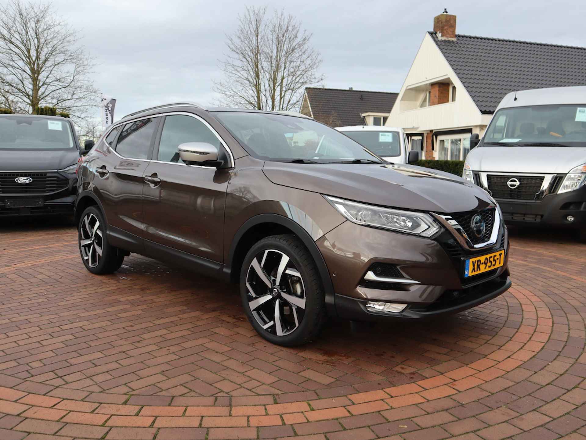 Nissan Qashqai 1.2 Tekna + / Navigatie / Stoelverwarming / Trekhaak - 14/34