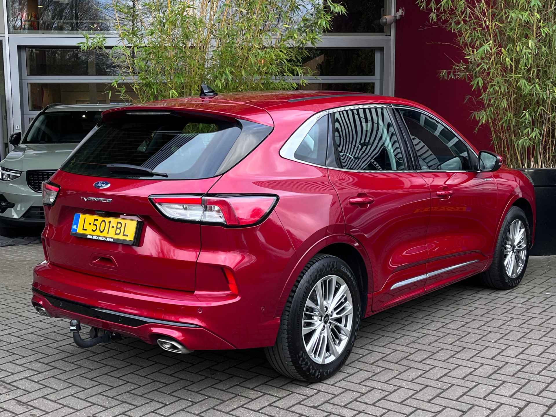 Ford Kuga 2.5 PHEV Vignale Afn. Trekhaak | Head Up Display | Dodehoekdetectie | B&O | Winterpakket - 2/25