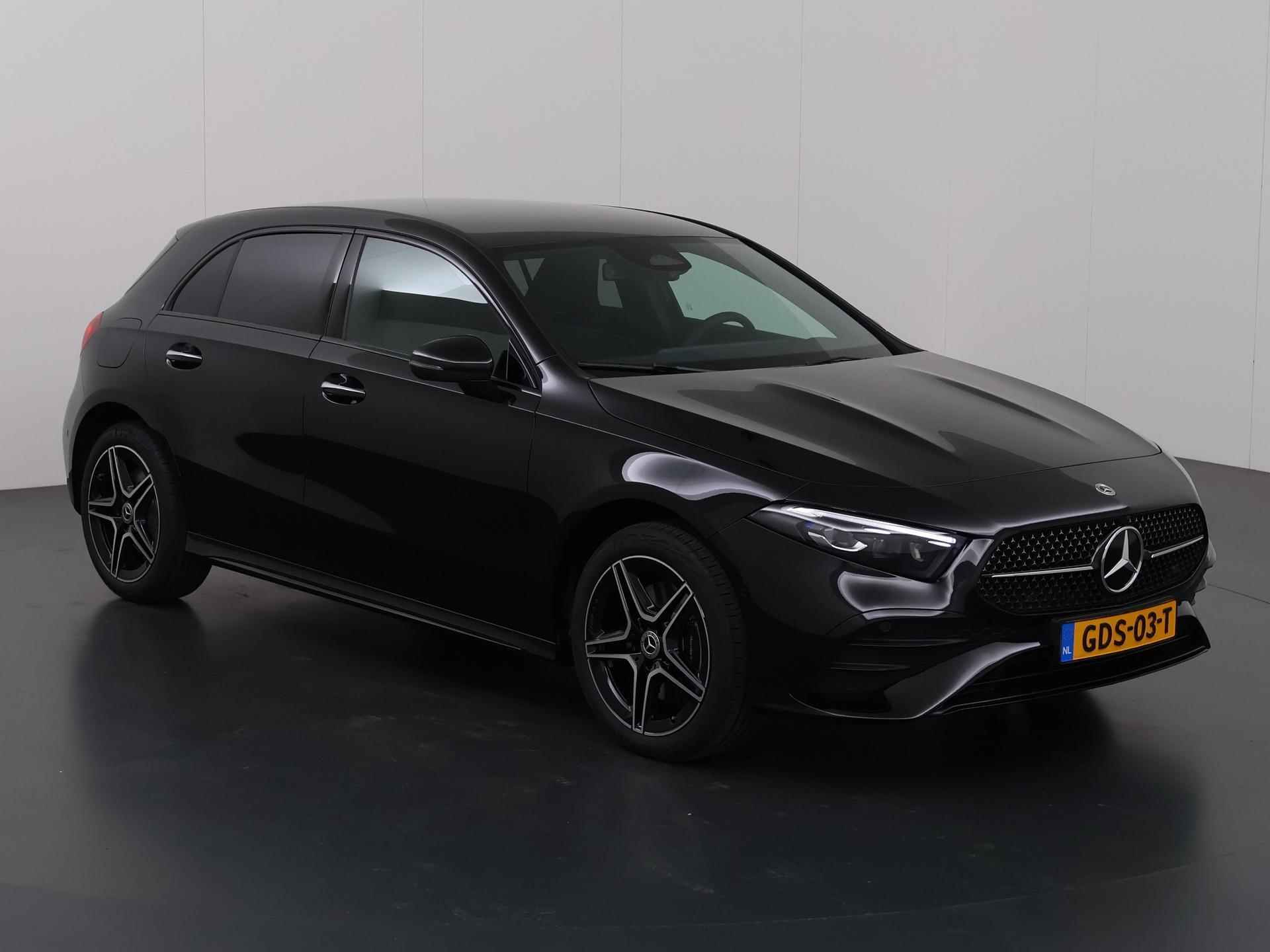 Mercedes-Benz A-klasse 250 e Star Edition AMG Line | Multi Beam LED | Wide Screen | Camera | Sportstoelen | Sfeerverlichting | 18" Lichtmetalen velgen | DAB | - 24/50