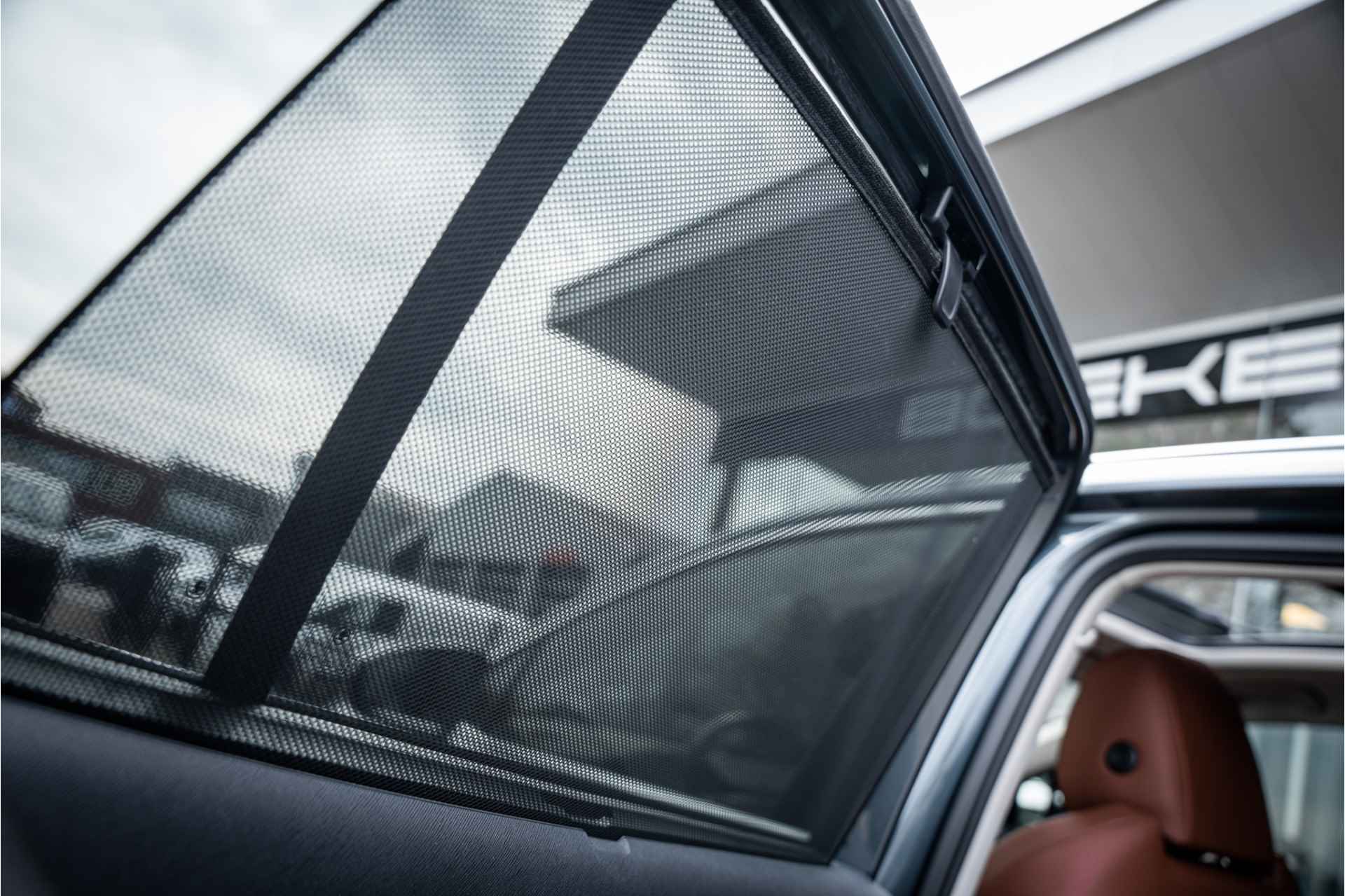 Škoda Enyaq iV 60 - Panodak - 100kW lader - Sport - Family - Comfort - NP50k 12% bijtelling tot 08-2026!! Bereik 404km WLTP - 20/71