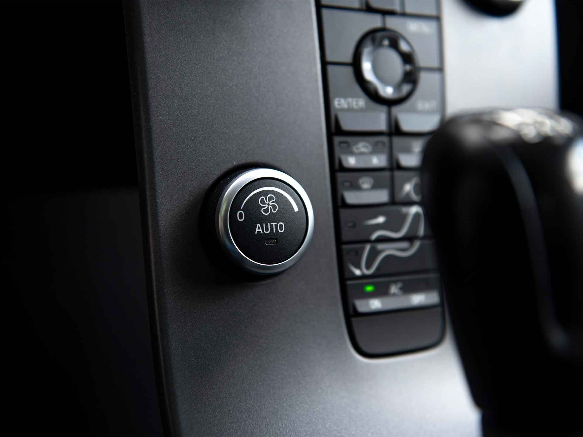 Volvo C30 1.8 Kinetic | Climate Control | Lichtmetalen velgen | Parkeersensoren | Cruise Control | Trekhaak | Bluetooth carkit | Stuurwielbediening - 16/36