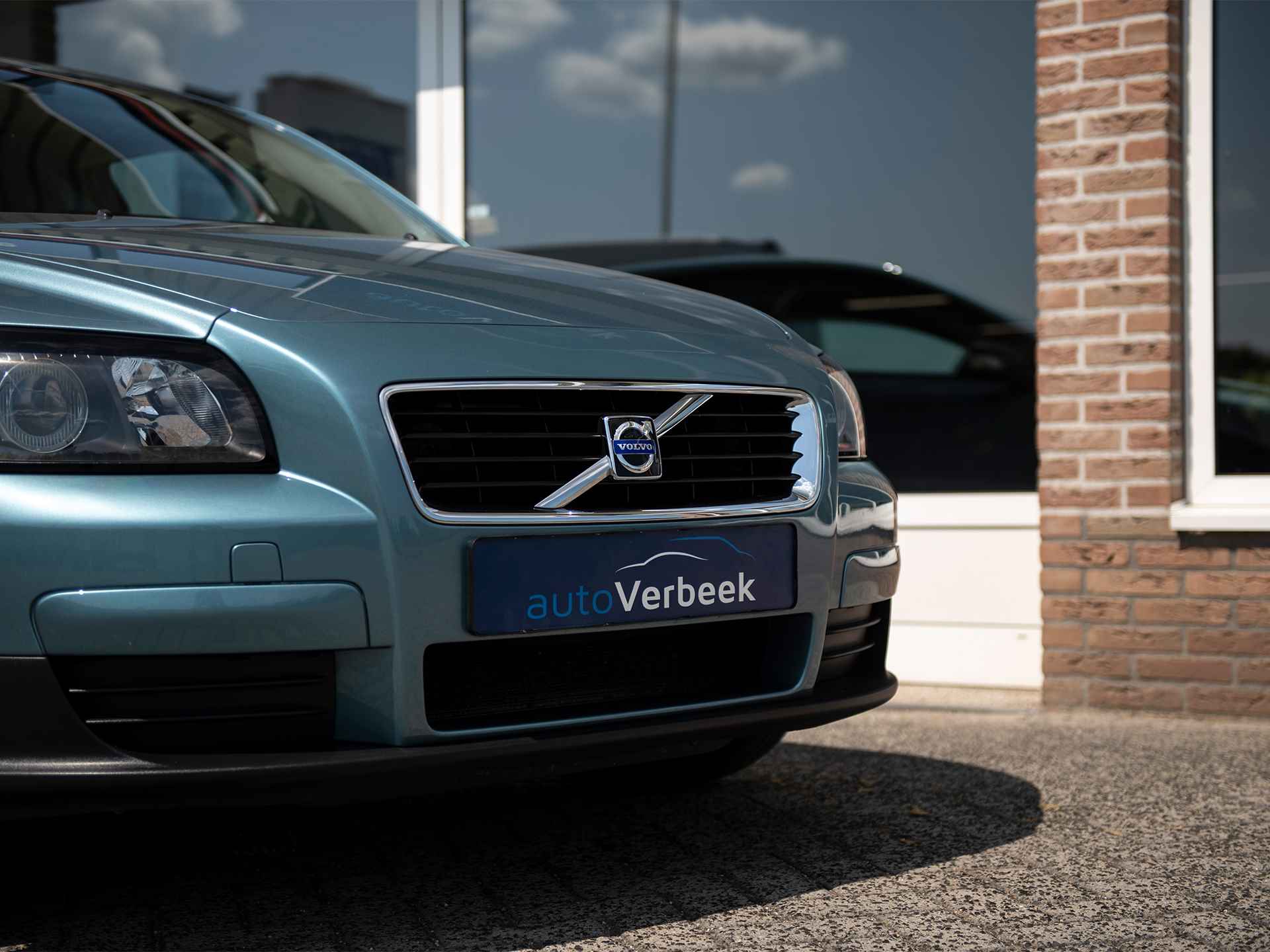Volvo C30 1.8 Kinetic | Climate Control | Lichtmetalen velgen | Parkeersensoren | Cruise Control | Trekhaak | Bluetooth carkit | Stuurwielbediening - 19/36