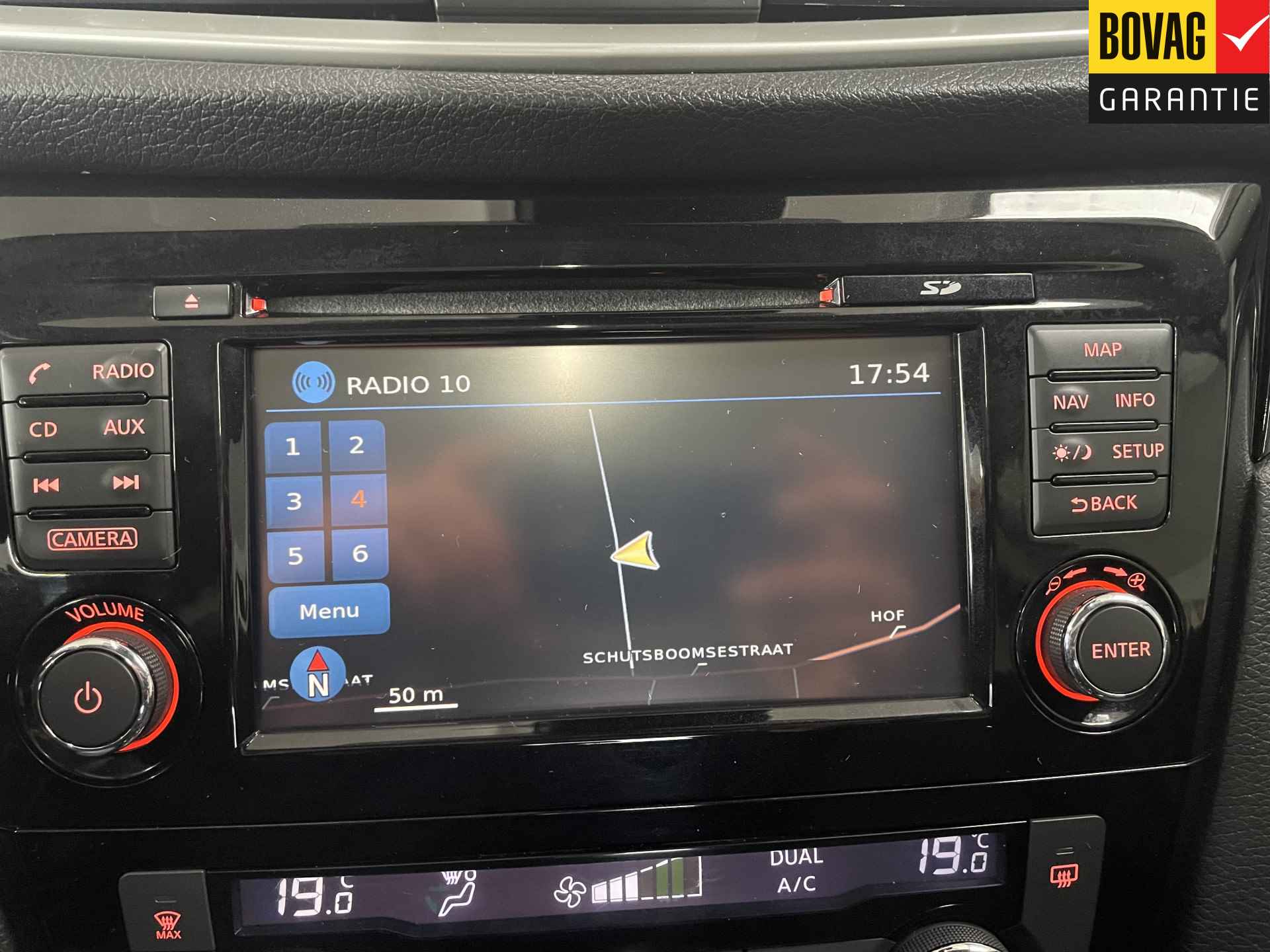 Nissan QASHQAI 1.2 Connect Edition Automaat ( Navigatie, Trekhaak, Panorama, 360 camera) RIJKLAARPRIJS! - 17/43