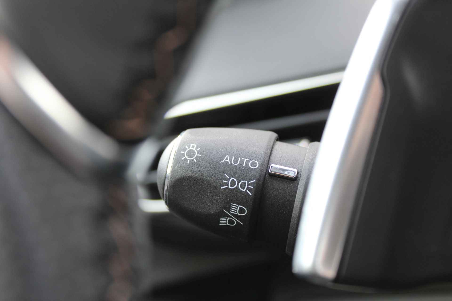 Peugeot 5008 1.2 PureTech 130PK Automaat GT | Navigatie | Adaptieve Cruise | 7-Persoons | Led | BLIS | Black Pack - 13/49