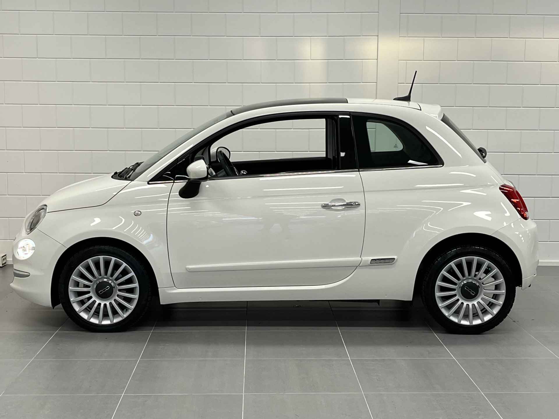 Fiat 500 0.9 TwinAir Turbo Lounge AUTOMAAT! | PANORAMADAK | NAVIGATIE | CLIMATE CONTROL - 9/43