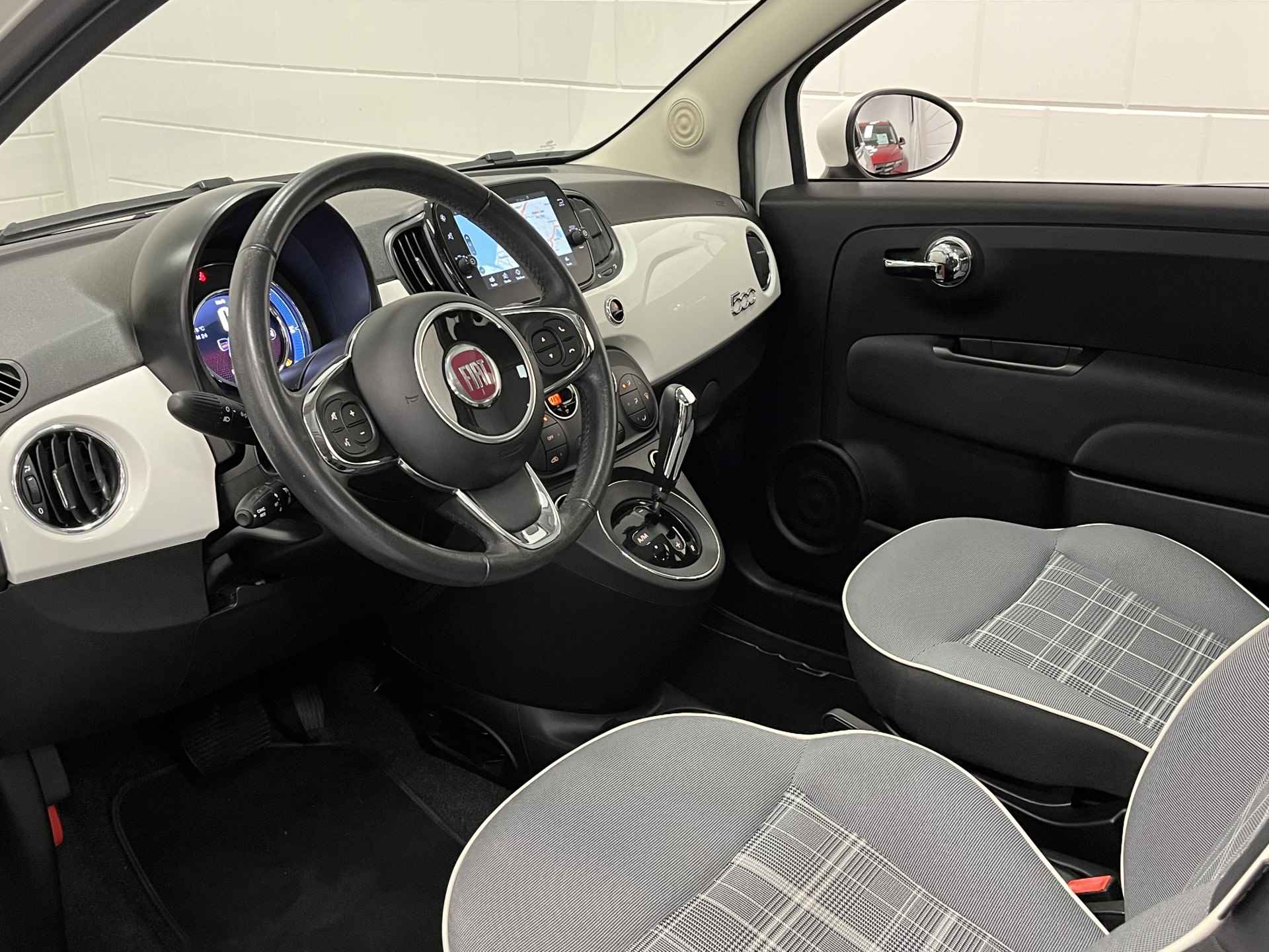 Fiat 500 0.9 TwinAir Turbo Lounge AUTOMAAT! | PANORAMADAK | NAVIGATIE | CLIMATE CONTROL - 16/43