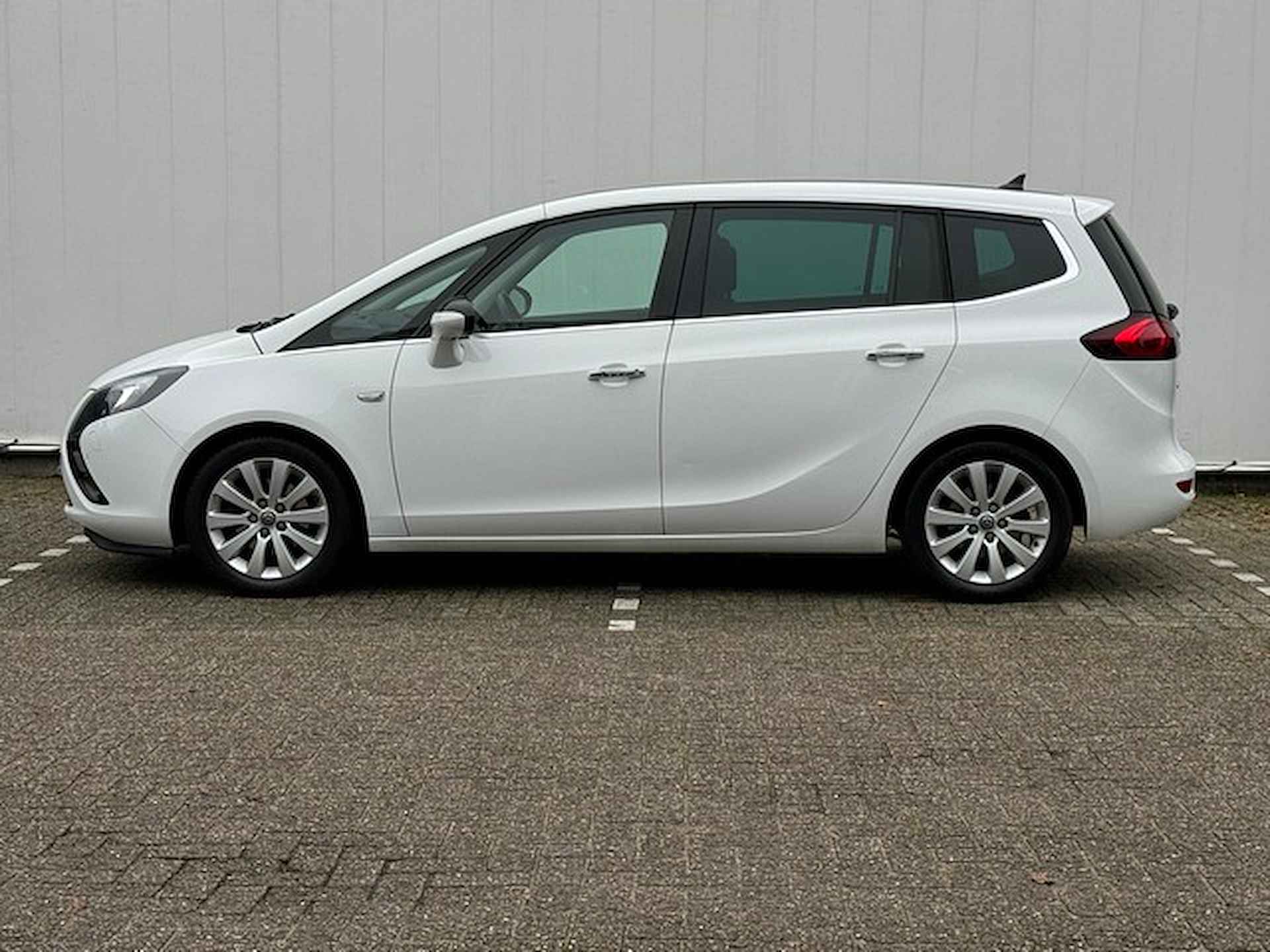 Opel Zafira Tourer 1.4 Turbo Cosmo met Panorama-ruit+dak, AGR-Stoelen, 1e Eigenaar! - 3/30