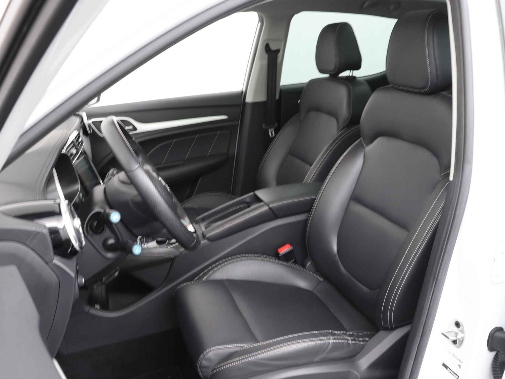 MG ZS EV Luxury 45 kWh | WLTP263KM | Panorama/Schuif-Kanteldak | LMV | ACC | CAM | Privacy Glass | DAB | Airco | Navigatie | - 4/23