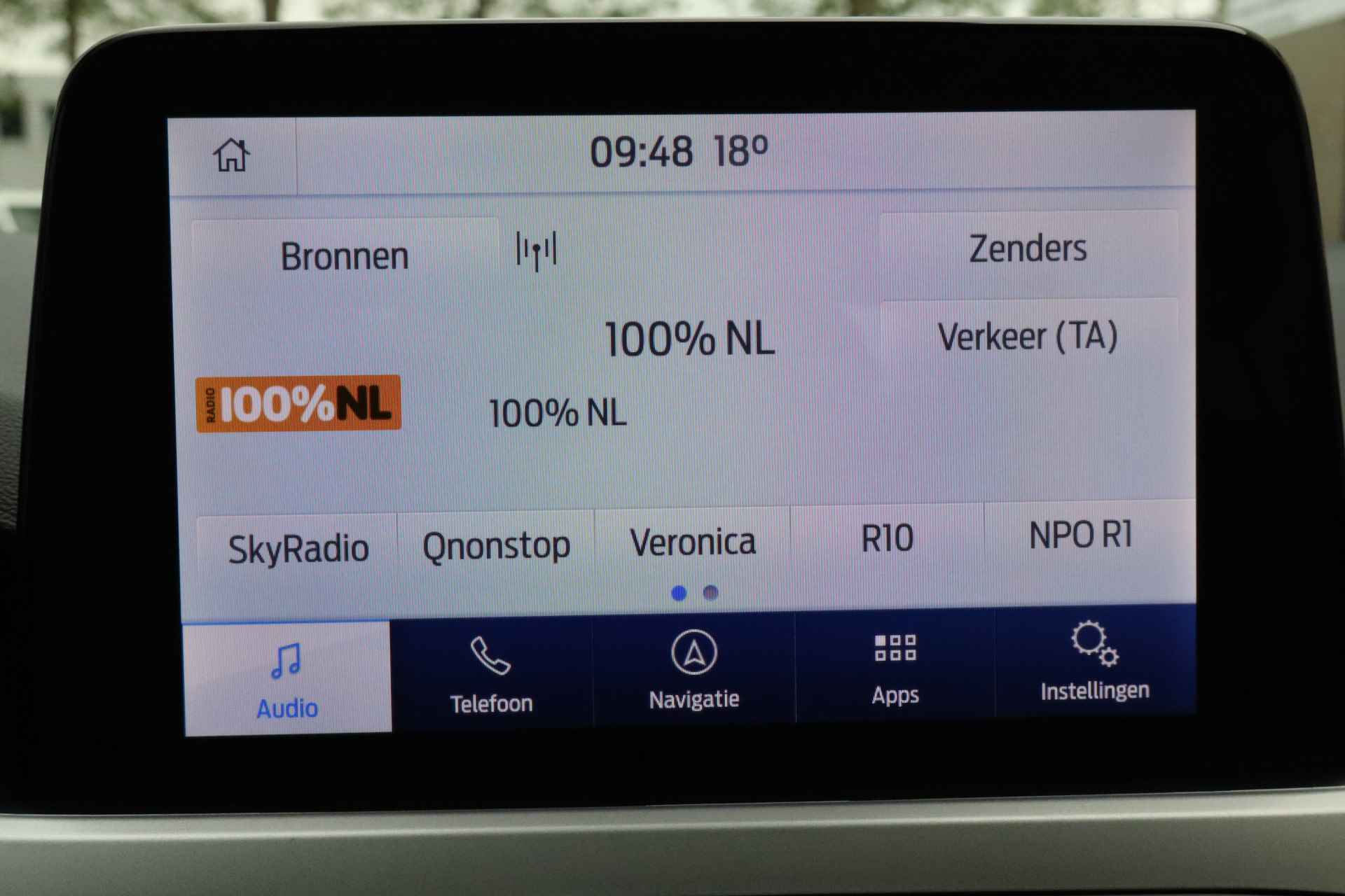 Ford Focus 1.0 EcoBoost Hybrid Trend Edition Business NL-Auto!! Carplay I Camera -- HEMELVAARTSDAG GEOPEND VAN 11.00 T/M 15.00 UUR -- - 16/32