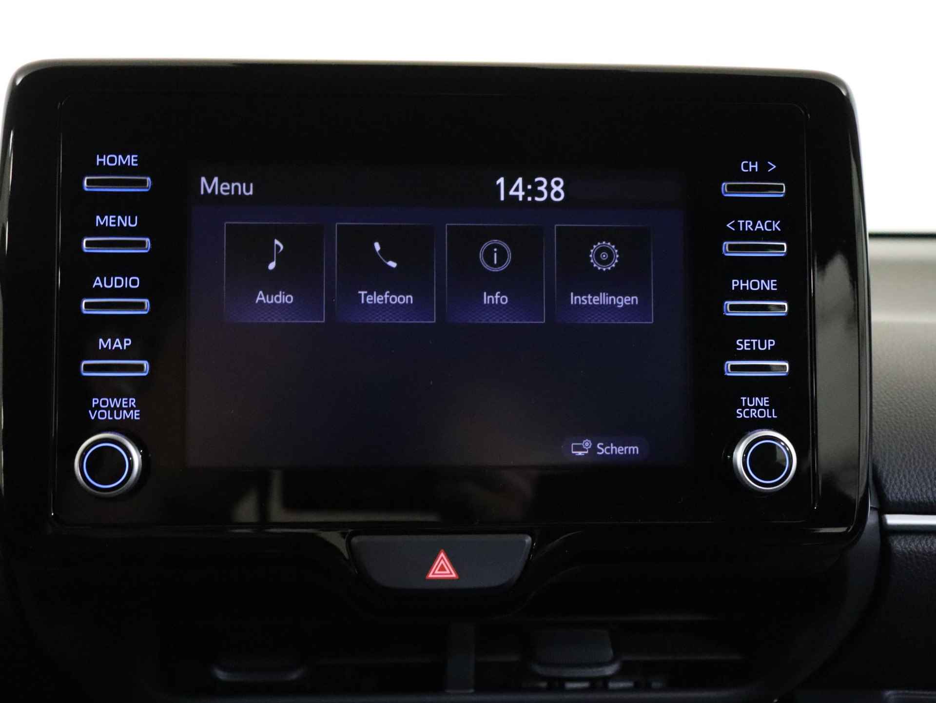 Toyota Yaris 1.5 Hybrid Dynamic, Stoelverwarming, Smart key, Apple carplay,  Android auto !! - 9/33