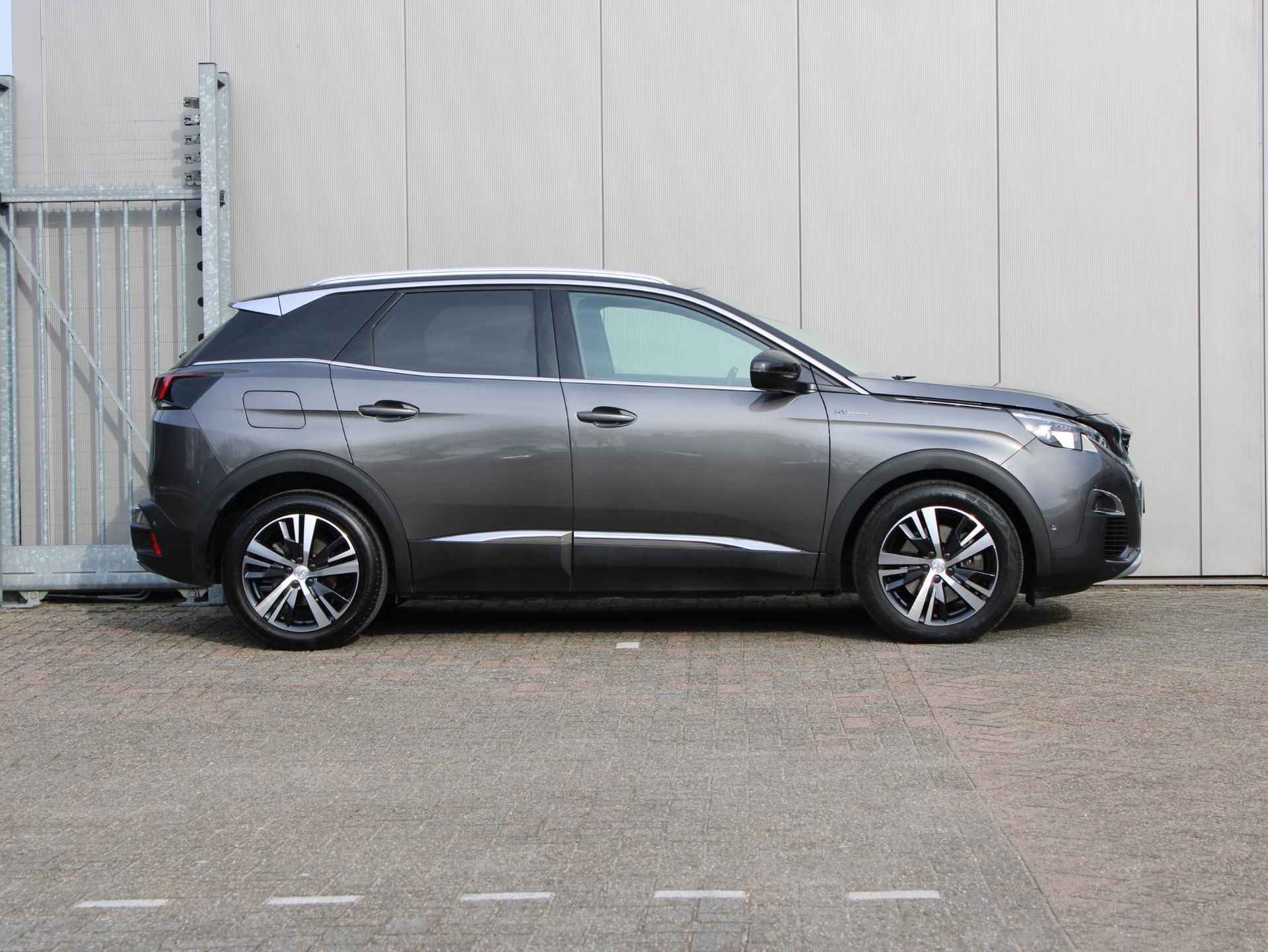 Peugeot 3008 1.6 HYbrid4 300 GT | Navi / Leder / Camera - 8/26