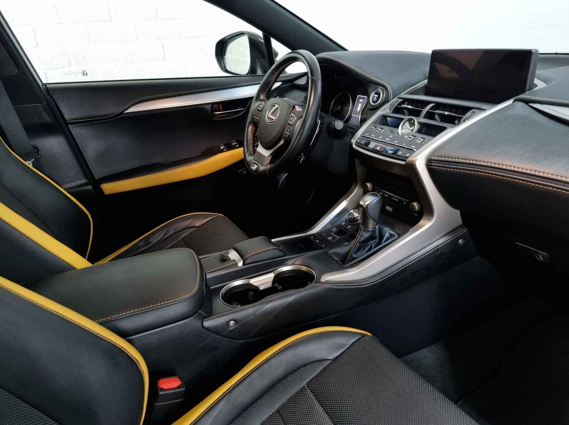 Lexus NX 300h AWD F Sport Premium / Apple Carplay - Android Auto / HUD / Panoramadak / Mark Levinson / Trekhaak / Nav - 76/123
