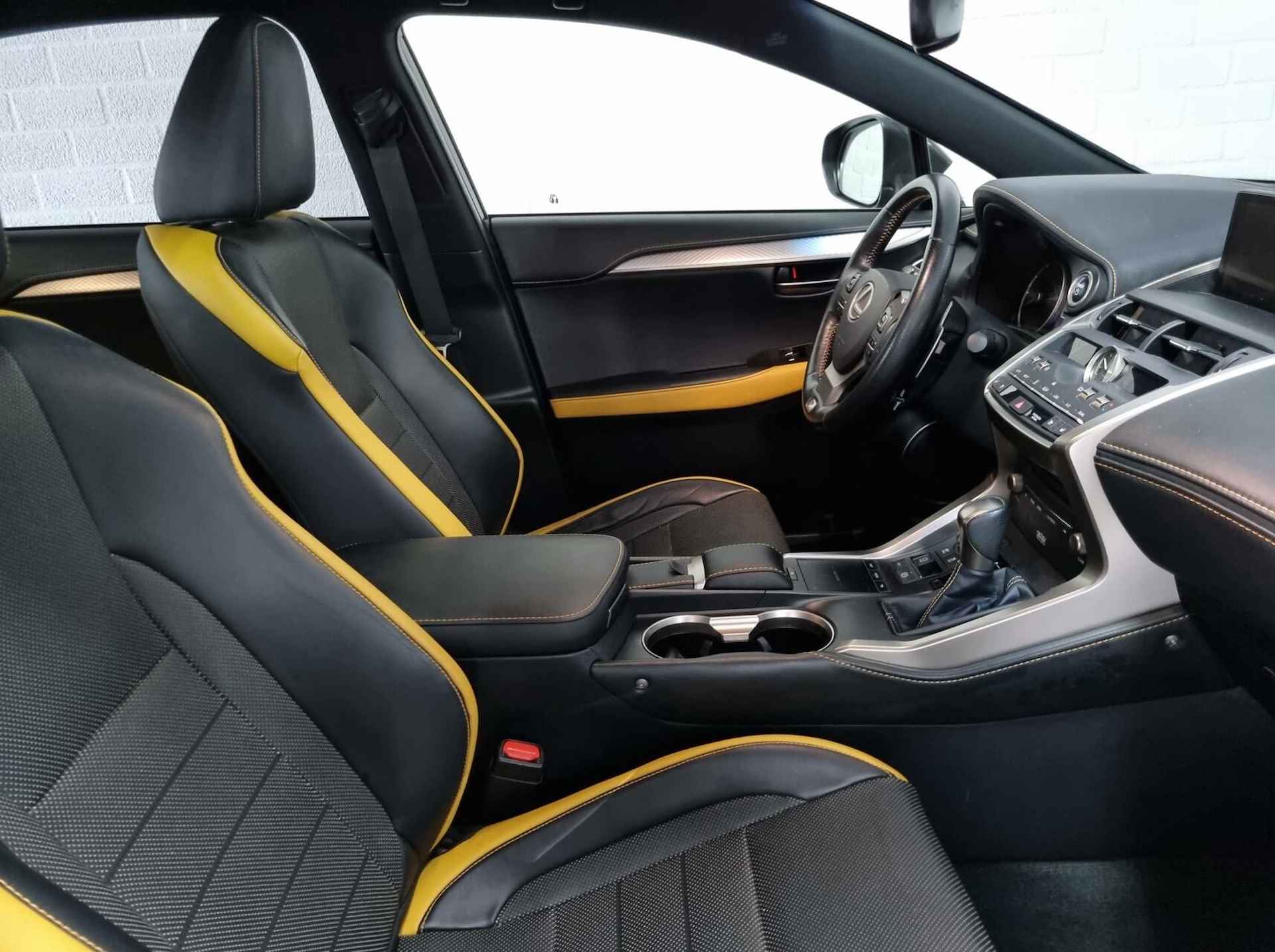 Lexus NX 300h AWD F Sport Premium / Apple Carplay - Android Auto / HUD / Panoramadak / Mark Levinson / Trekhaak / Nav - 77/123