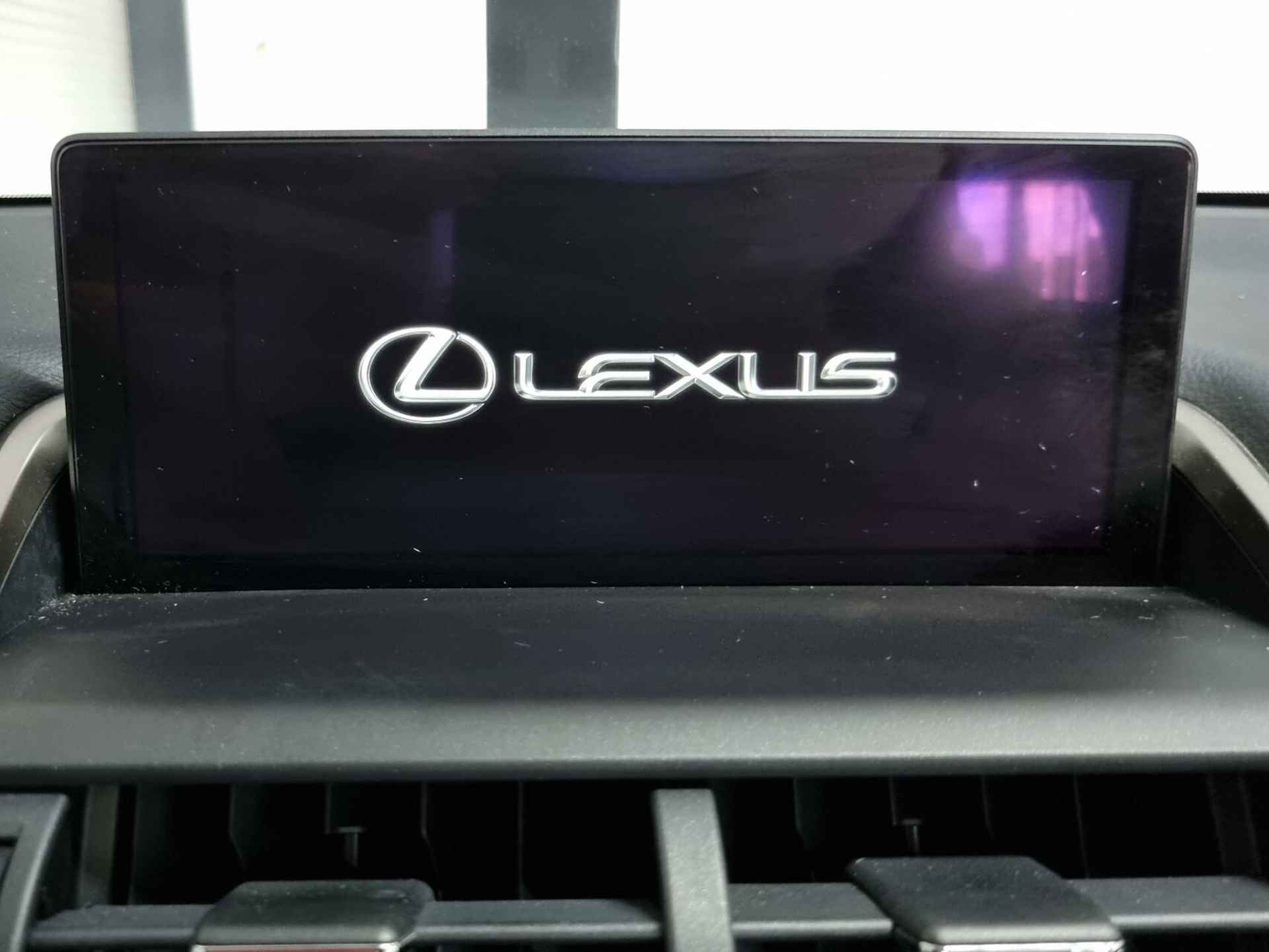 Lexus NX 300h AWD F Sport Premium / Apple Carplay - Android Auto / HUD / Panoramadak / Mark Levinson / Trekhaak / Nav - 81/123