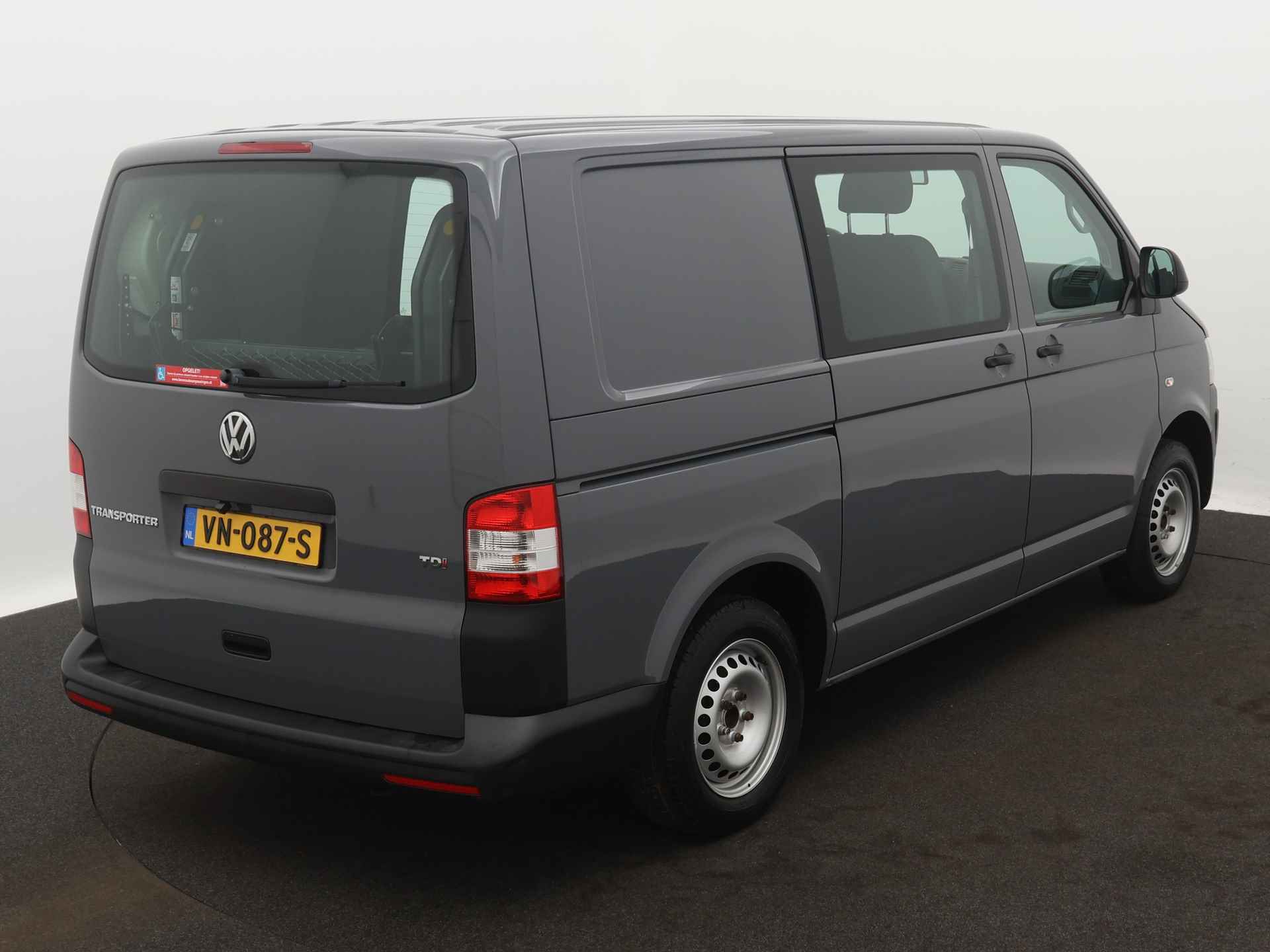 Volkswagen Transporter 2.0 TDI L1H1 Direct leverbaar! Rolstoebus / Zelfrijder / Joysteer / Rolstoellift / Rolstoelvergrendeling - 3/38