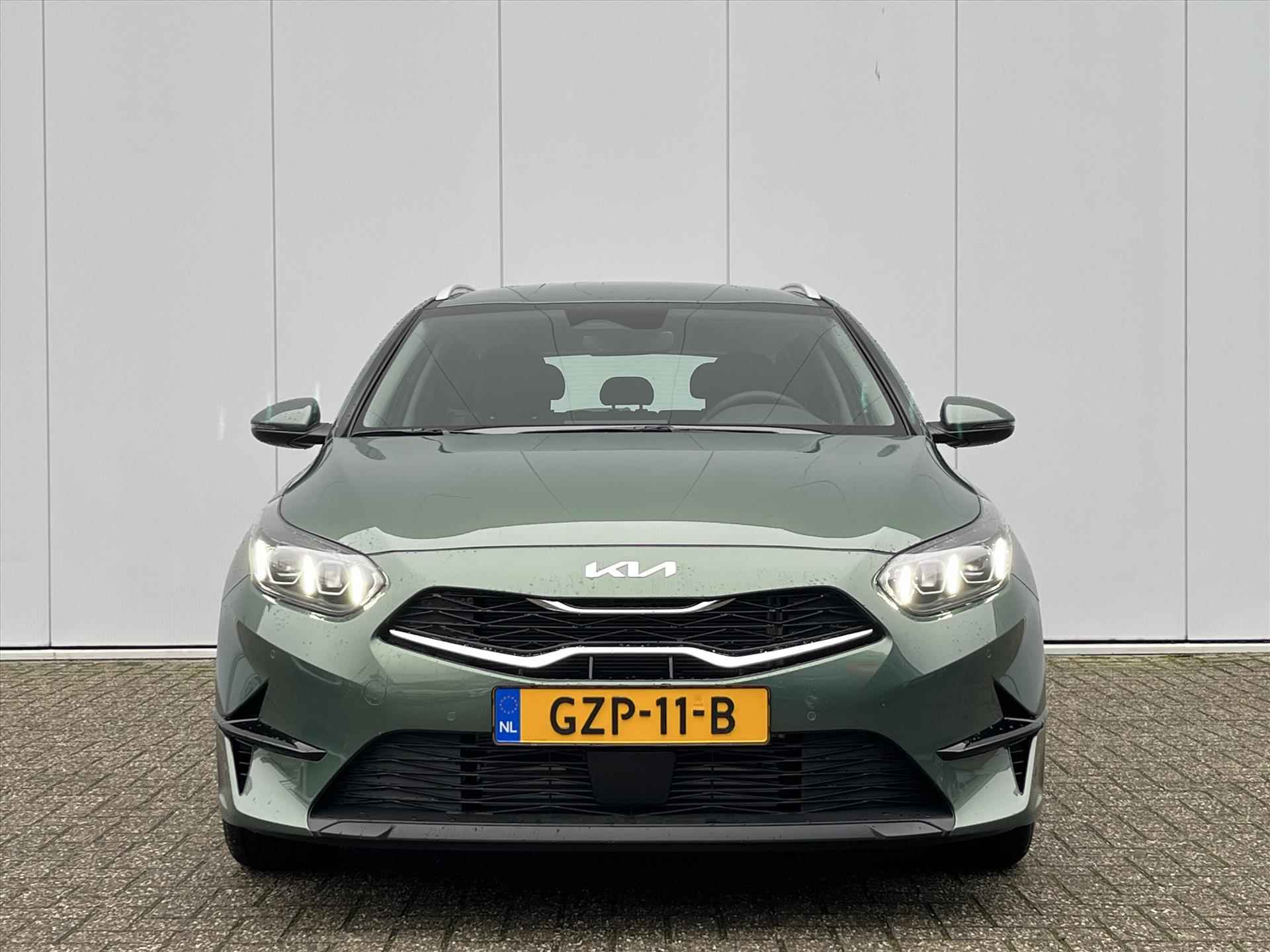 KIA Ceed Sw 1.5 T-GDi 140pk DCT7 DynamicLine | Automaat | Adaptive Cruise Control | Navigate | Carplay | Sensoren V + A | Camera Achter | Climate Control | - 2/42