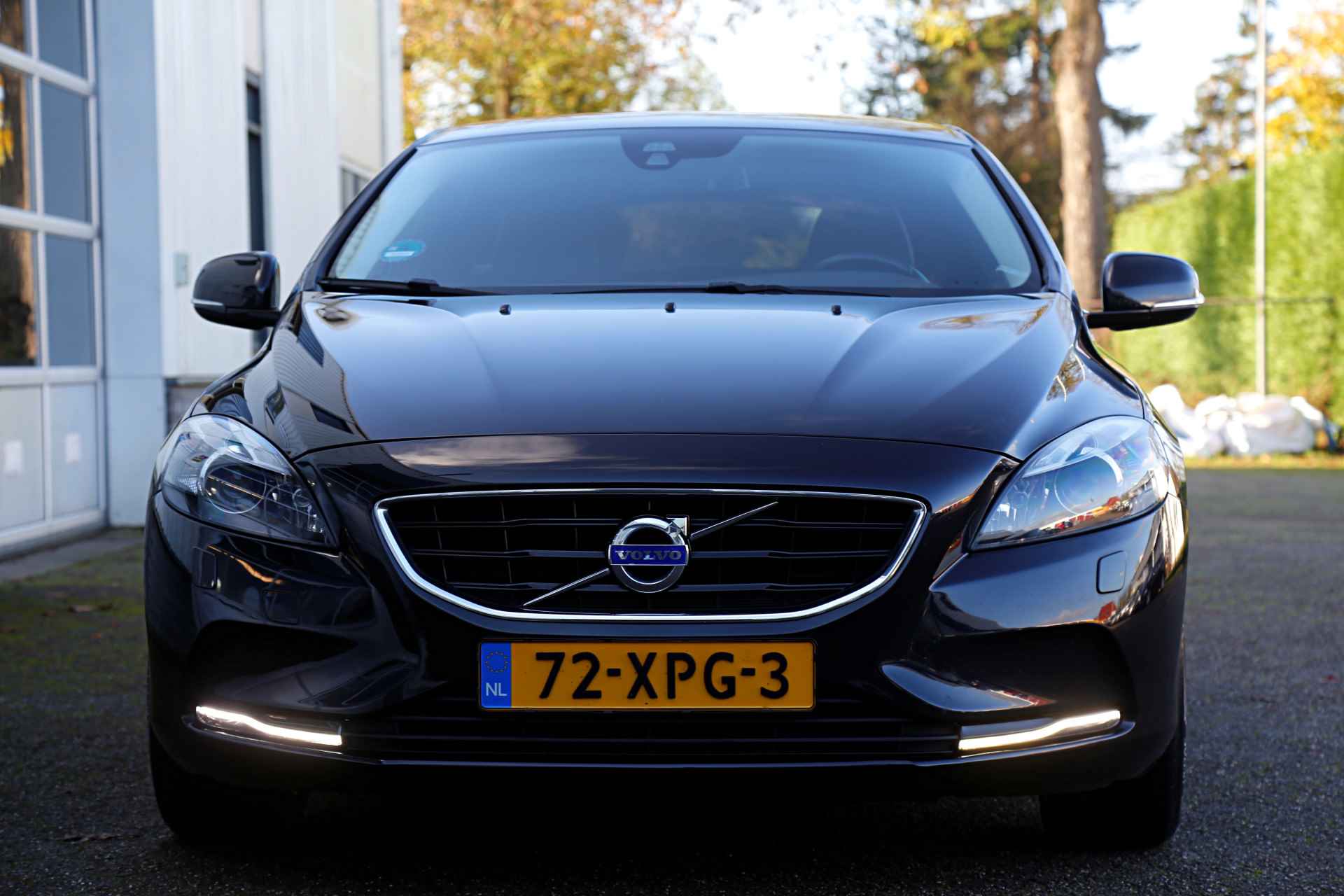 Volvo V40 1.6 D2 Momentum*NL-Auto*Perfect Onderh.*Navi/Half Leder/Stoelverw./Camera/LED/Parkeersens./17 inch LM* - 19/52