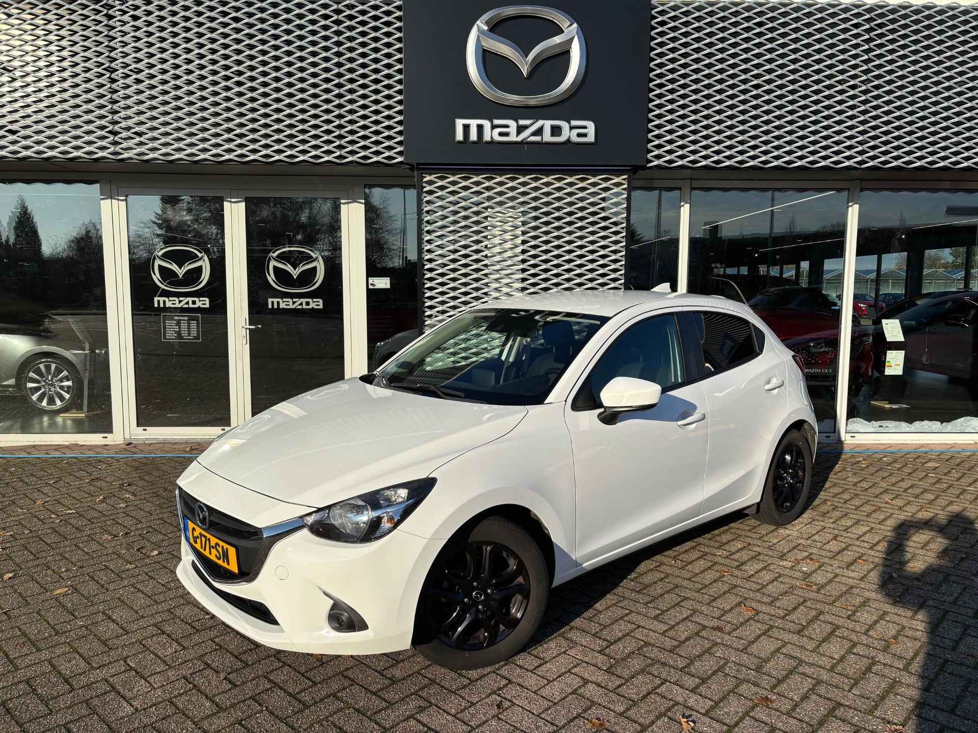 Mazda 2 1.5 Skyactiv-G Sport Selected | DEALERONDERHOUDEN | 1 STE EIGENAAR | NL-AUTO | - 2/6