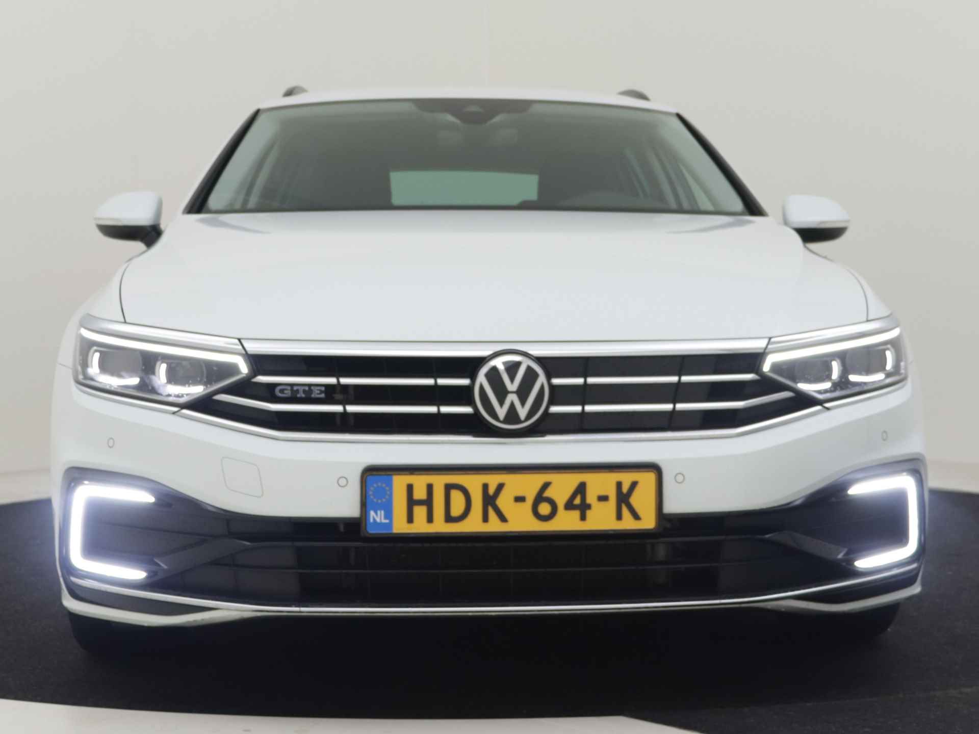 Volkswagen Passat Variant 1.4 TSI 218pk PHEV GTE Business | Airco | Achteruitrijcamera | Apple Carplay/Android Auto | Cruise control adaptief | DA - 34/53