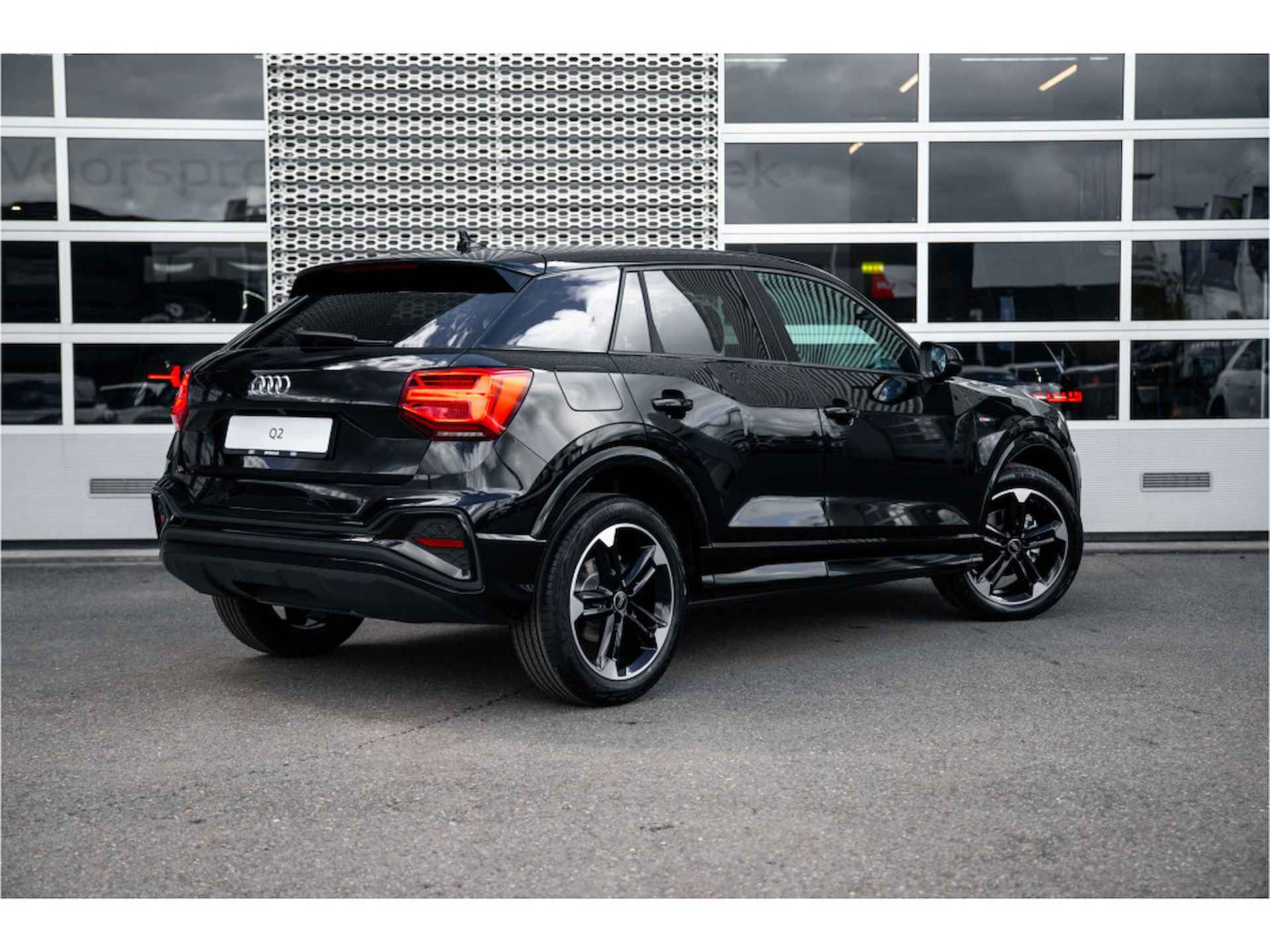 Audi Q2 35 TFSI 150pk S Edition | Achteruitrijcamera | Adaptive Cruise | Achterklep Elektrisch | 18" | Parkeerhulp V+A | - 3/58