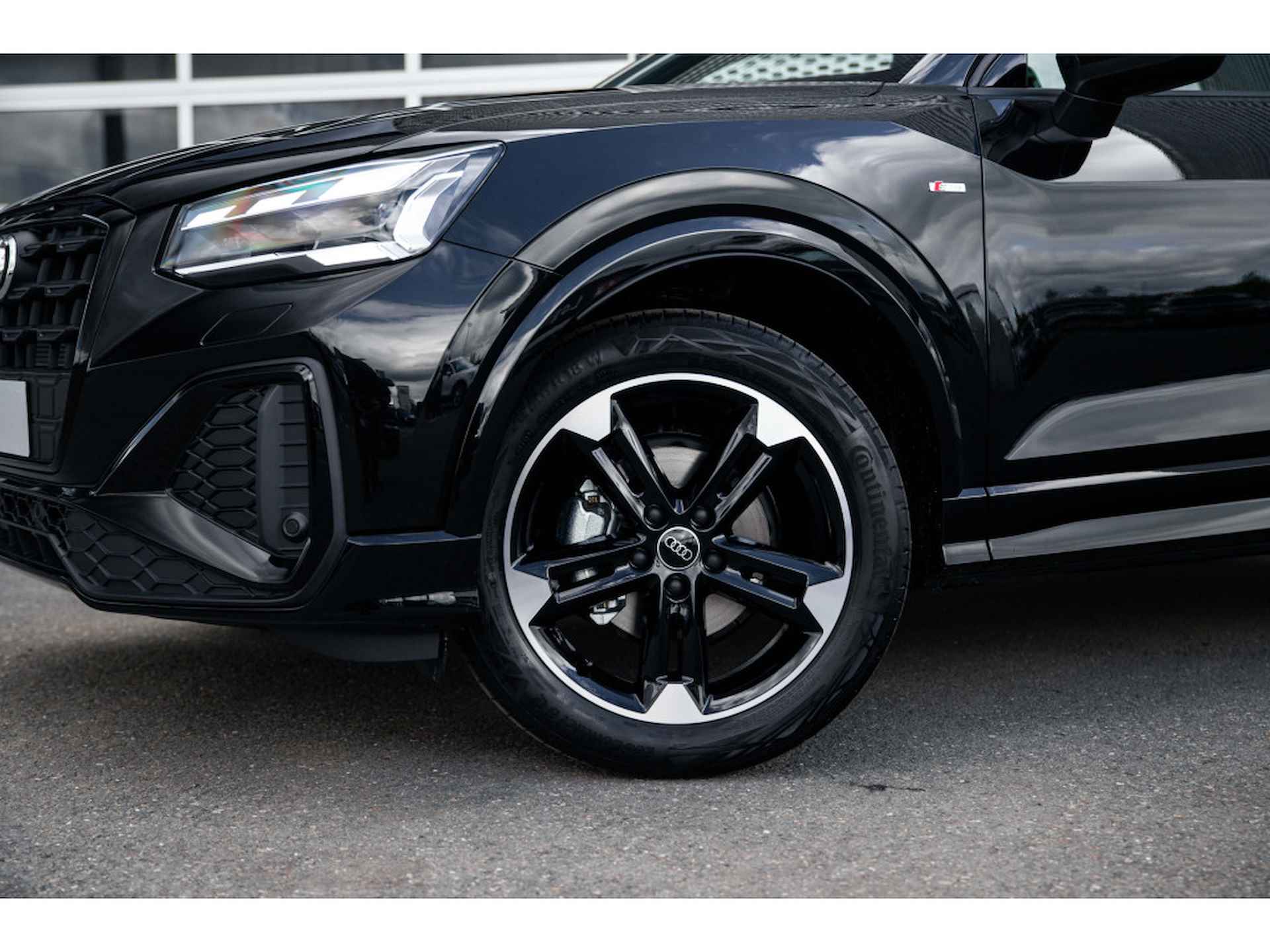 Audi Q2 35 TFSI 150pk S Edition | Achteruitrijcamera | Adaptive Cruise | Achterklep Elektrisch | 18" | Parkeerhulp V+A | - 7/58