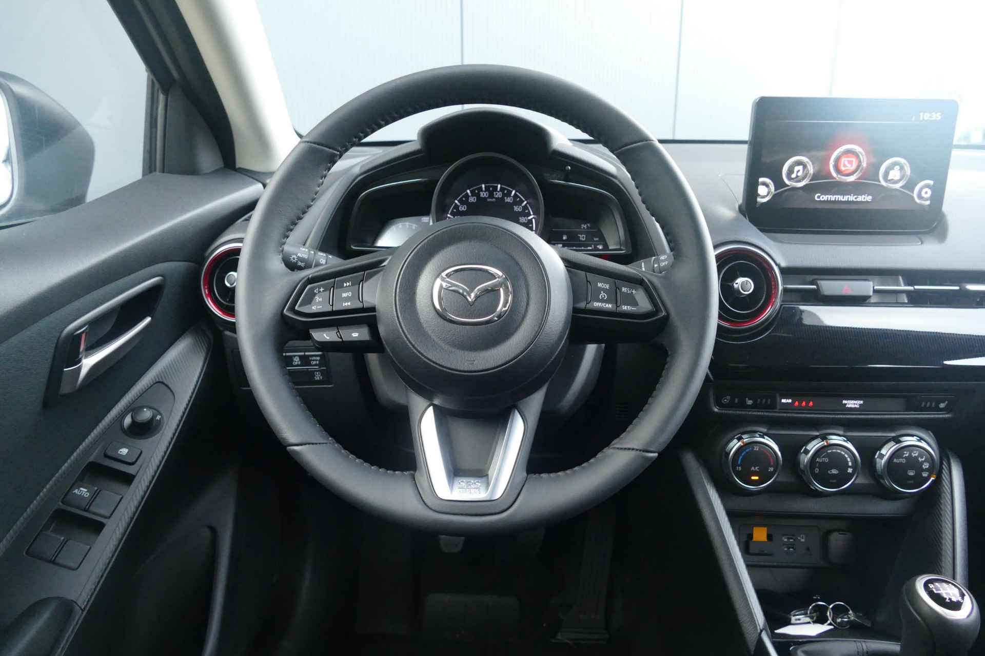 Mazda 2 1.5 e-SkyActiv-G 90 Homura | Voorraad | €1000 Inruilvoordeel | RIJKLAARPRIJS! - 18/32