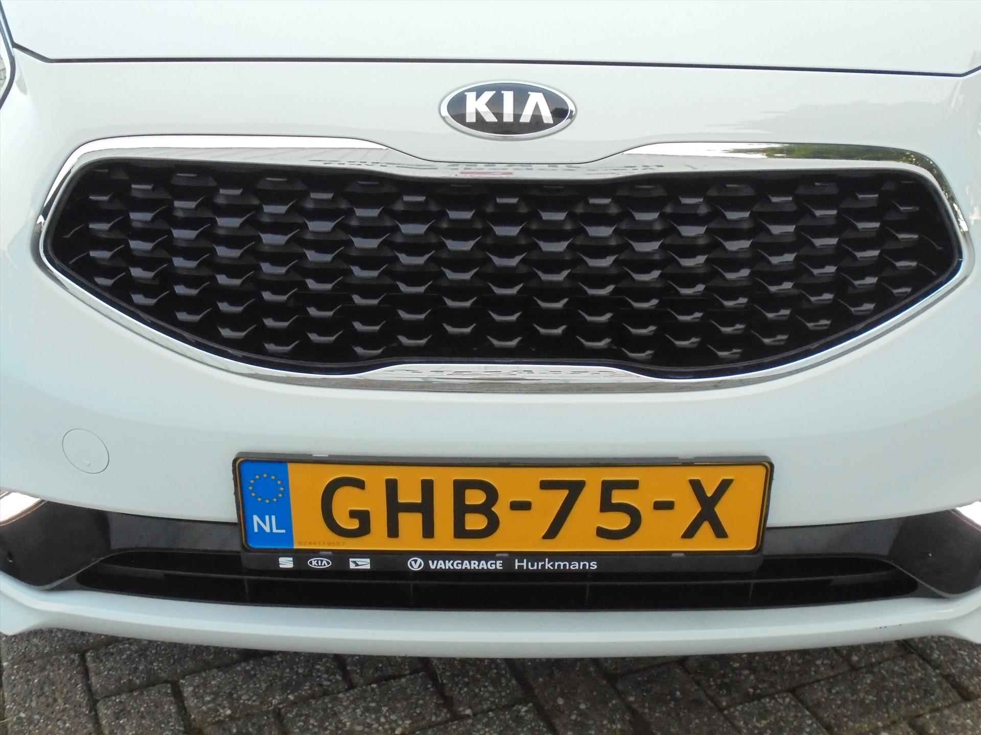 Kia Venga 1.6i AUTOMAAT HOGE INSTAP 51.773 KM NAVI - 17/38