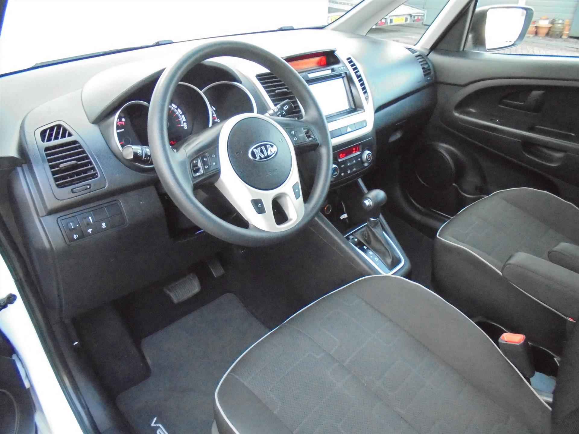 Kia Venga 1.6i AUTOMAAT HOGE INSTAP 51.773 KM NAVI - 20/38