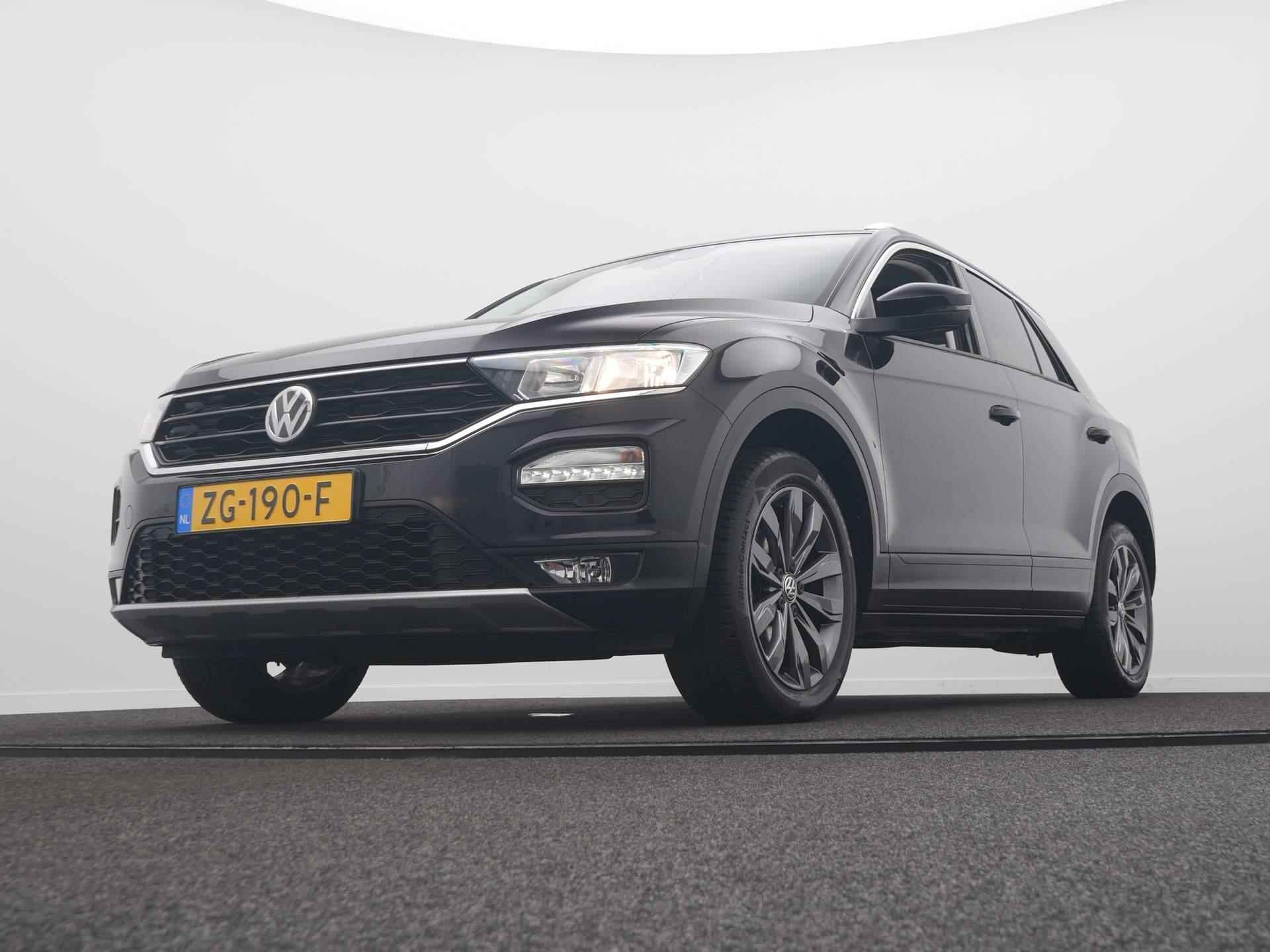 Volkswagen T-Roc 1.0 TSI Style / Adap. Cruise / Navi / Sensoren / 17Inch - 9/39