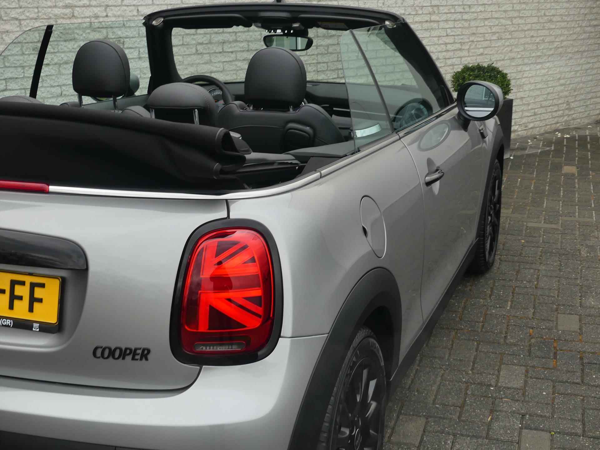 Mini Mini Cabrio (f57) 1.5 BLACK EDITION 136PK AUTOMAAT NAVI/LEER/CLIMATE/LED/STOELVERW. - 7/35