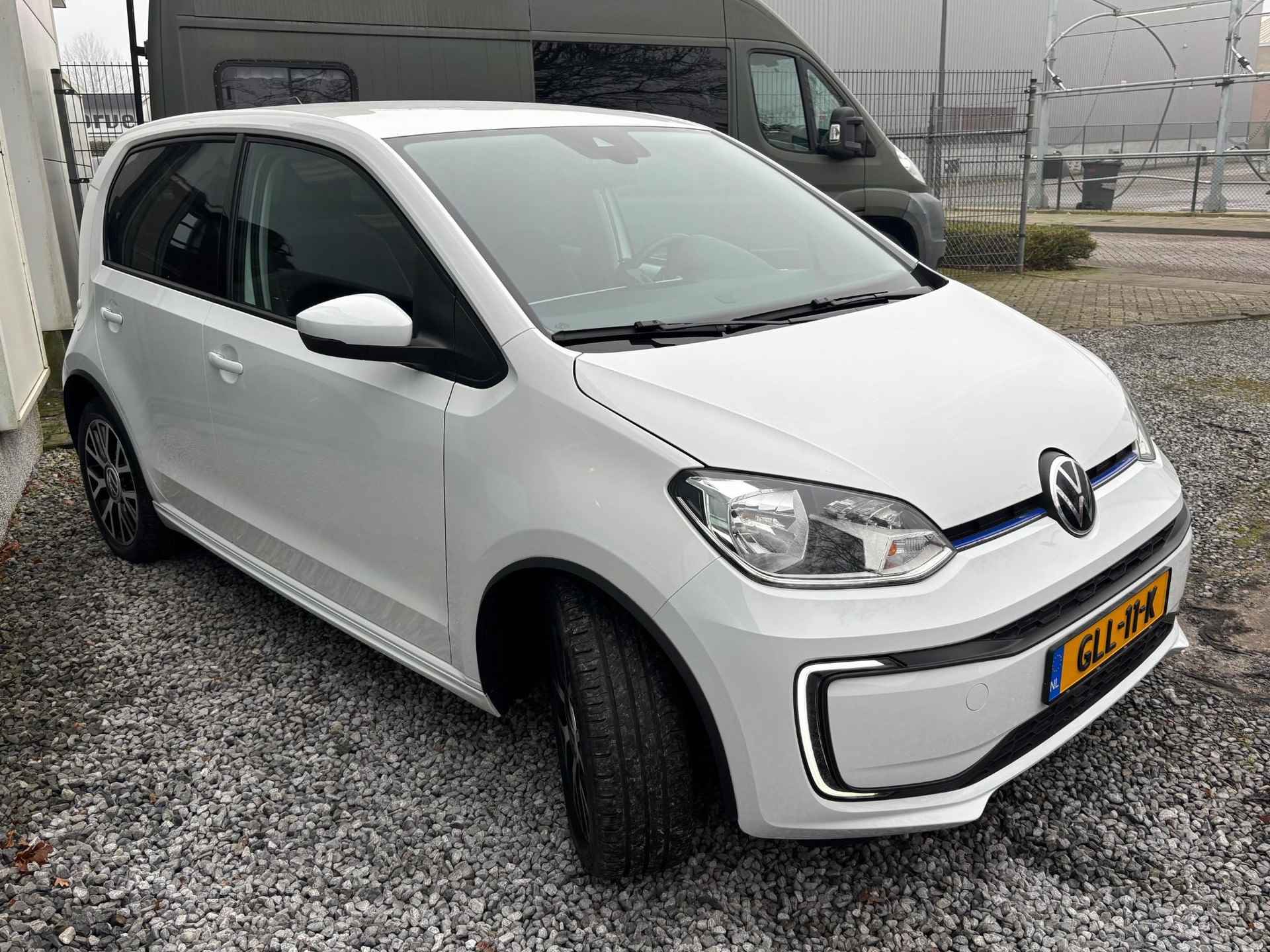 Volkswagen e-Up! e-up! Style | Parkeercamera | Stoelverwarming | Voorruit verwarming | - 4/16