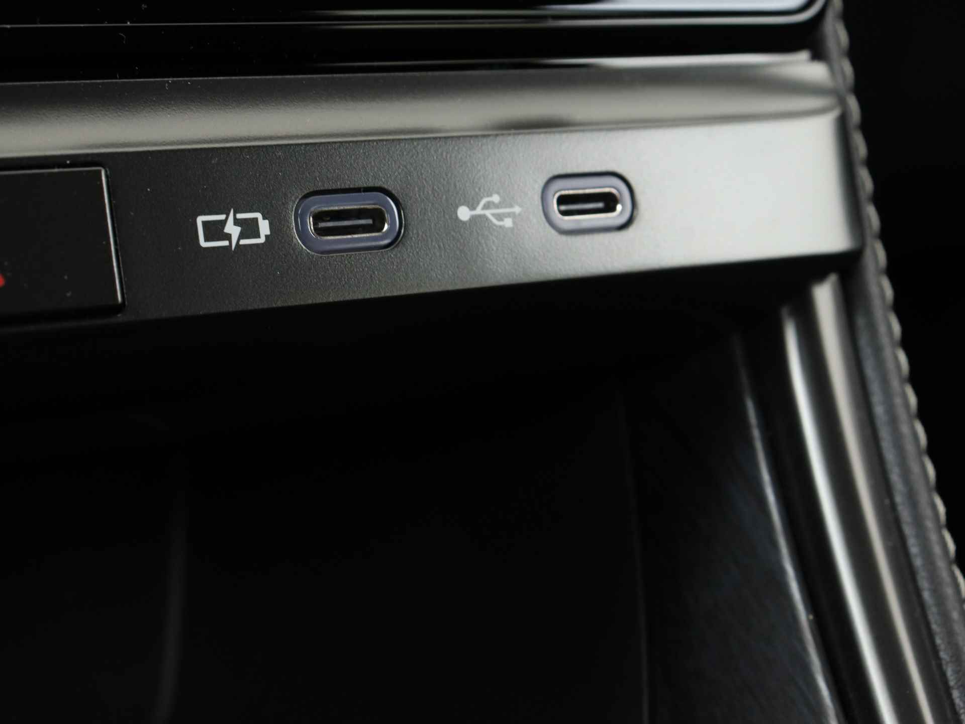 Lexus LBX Relax 2WD | Advanced Pack | Stuurverwarming | Stoelgeheugen | - 35/47
