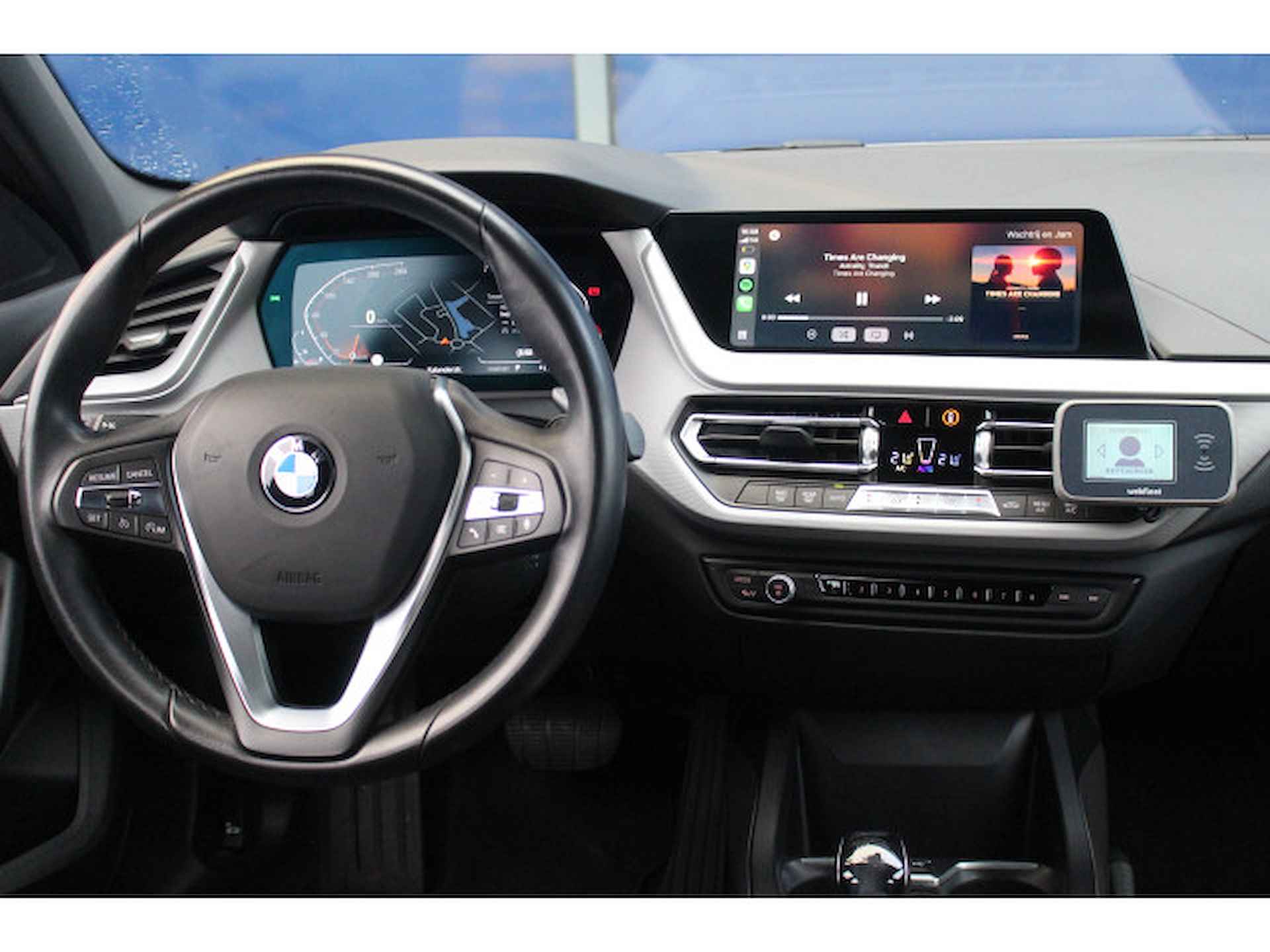 BMW 1-serie 118i Executive Edition automaat | Navi | Carplay | Clima | Led | Cruise | - 36/45